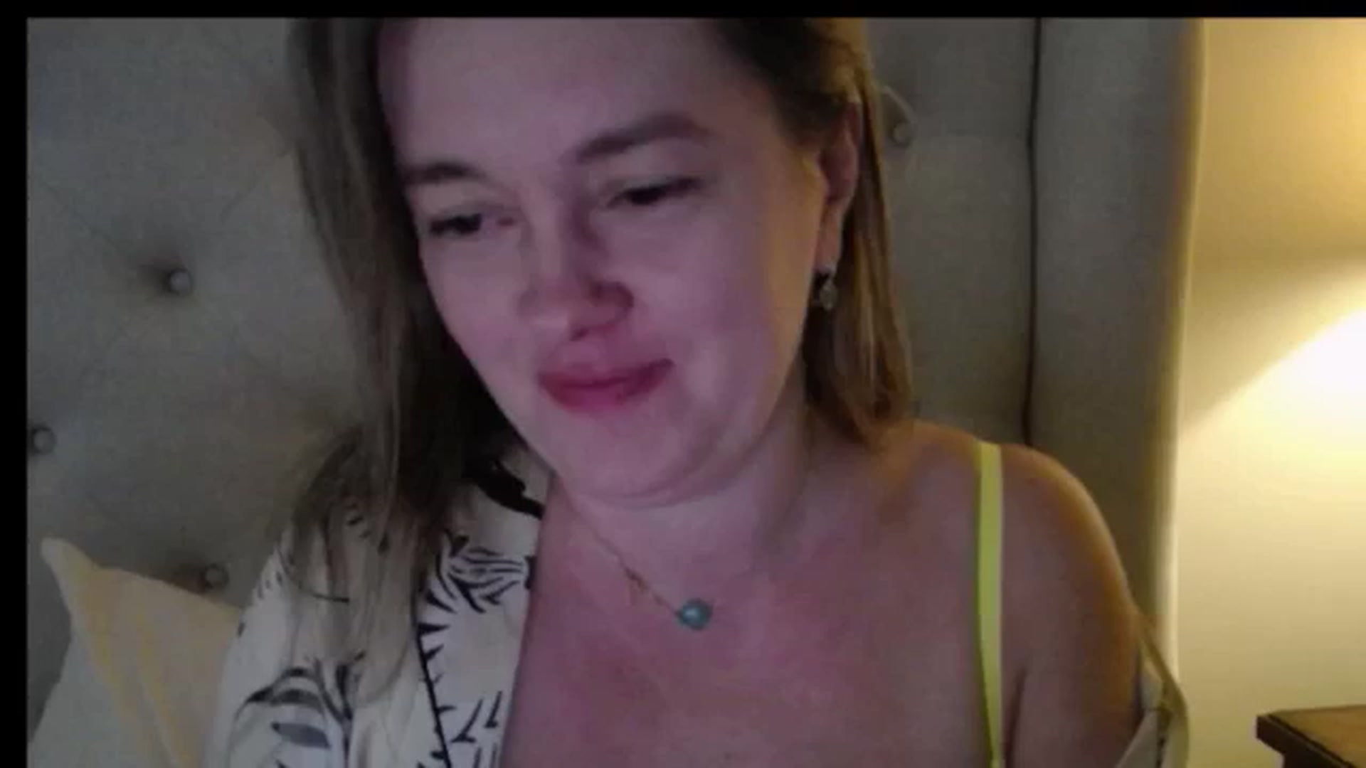 Gallery image thumbnail from J0llye's myfreecams stream on, 01/29/2026, 17:02 image 13 of 20