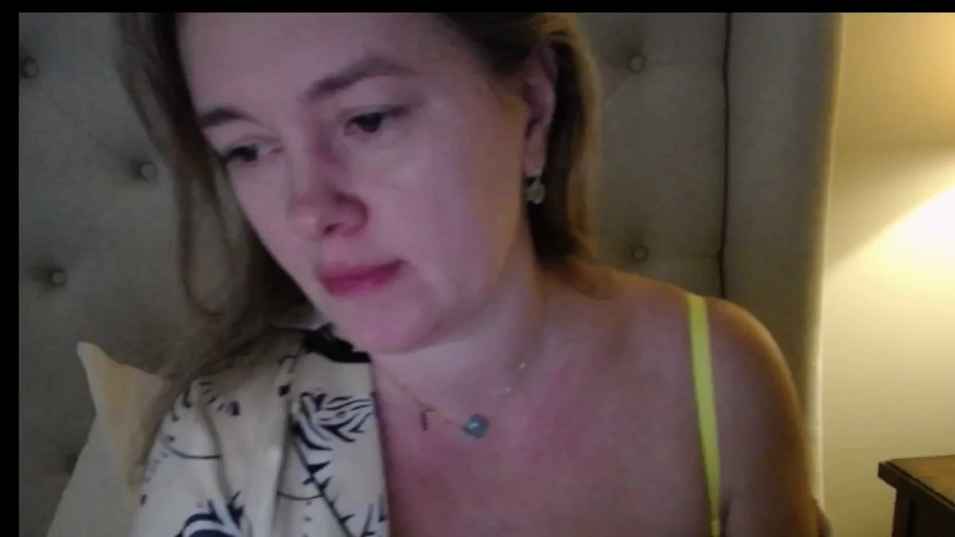 Gallery image thumbnail from J0llye's myfreecams stream on, 01/29/2026, 17:02 image 2 of 20