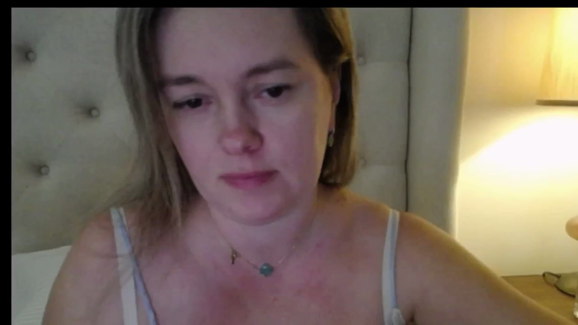 Gallery image thumbnail from J0llye's myfreecams stream on, 01/30/2026, 17:10 image 18 of 20