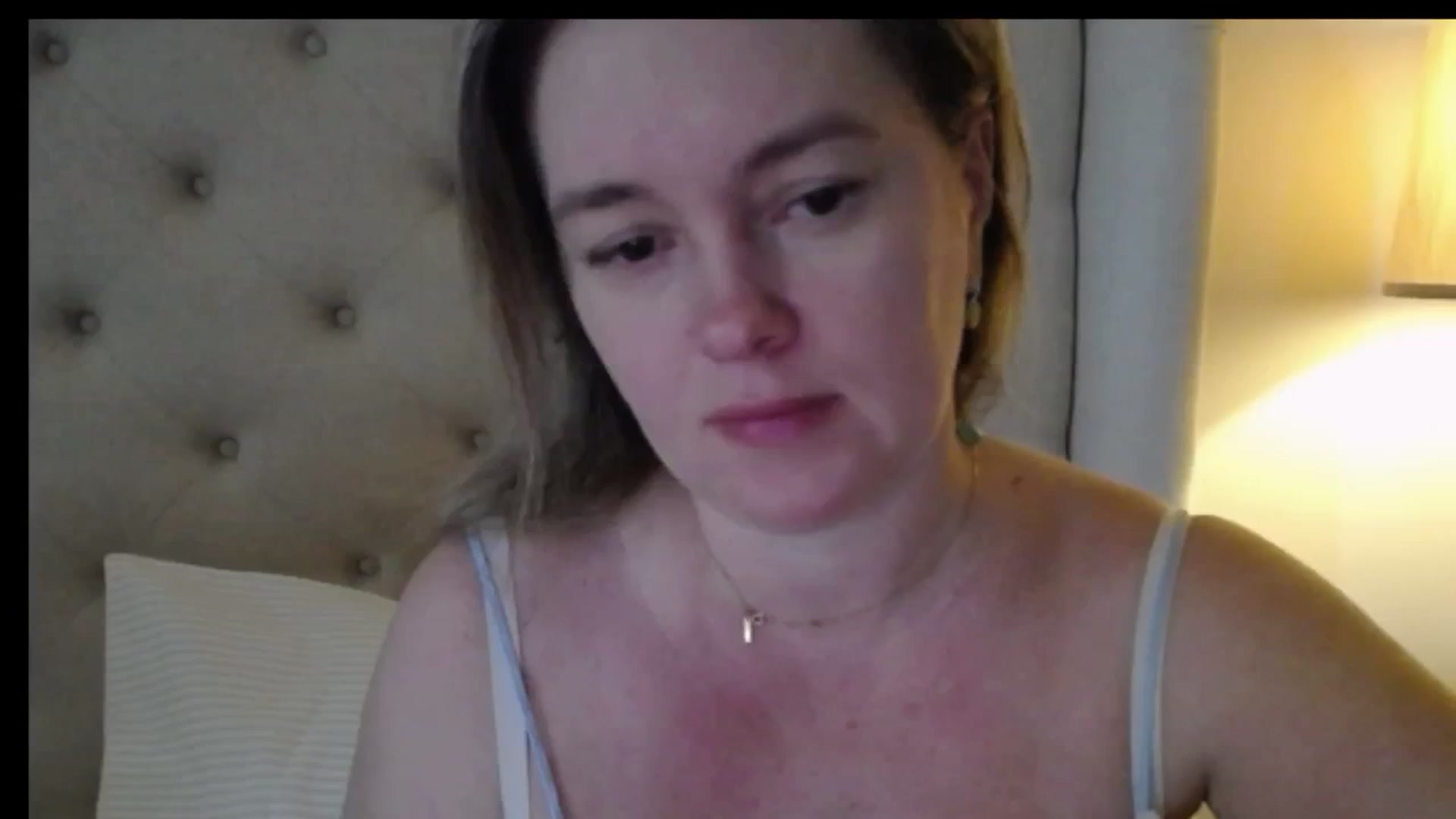 Gallery image thumbnail from J0llye's myfreecams stream on, 01/30/2026, 17:10 image 2 of 20