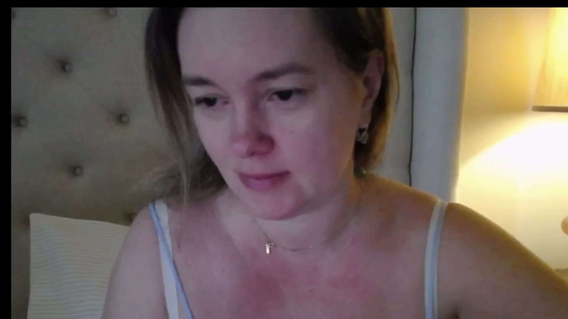 Gallery image thumbnail from J0llye's myfreecams stream on, 01/30/2026, 17:10 image 4 of 20
