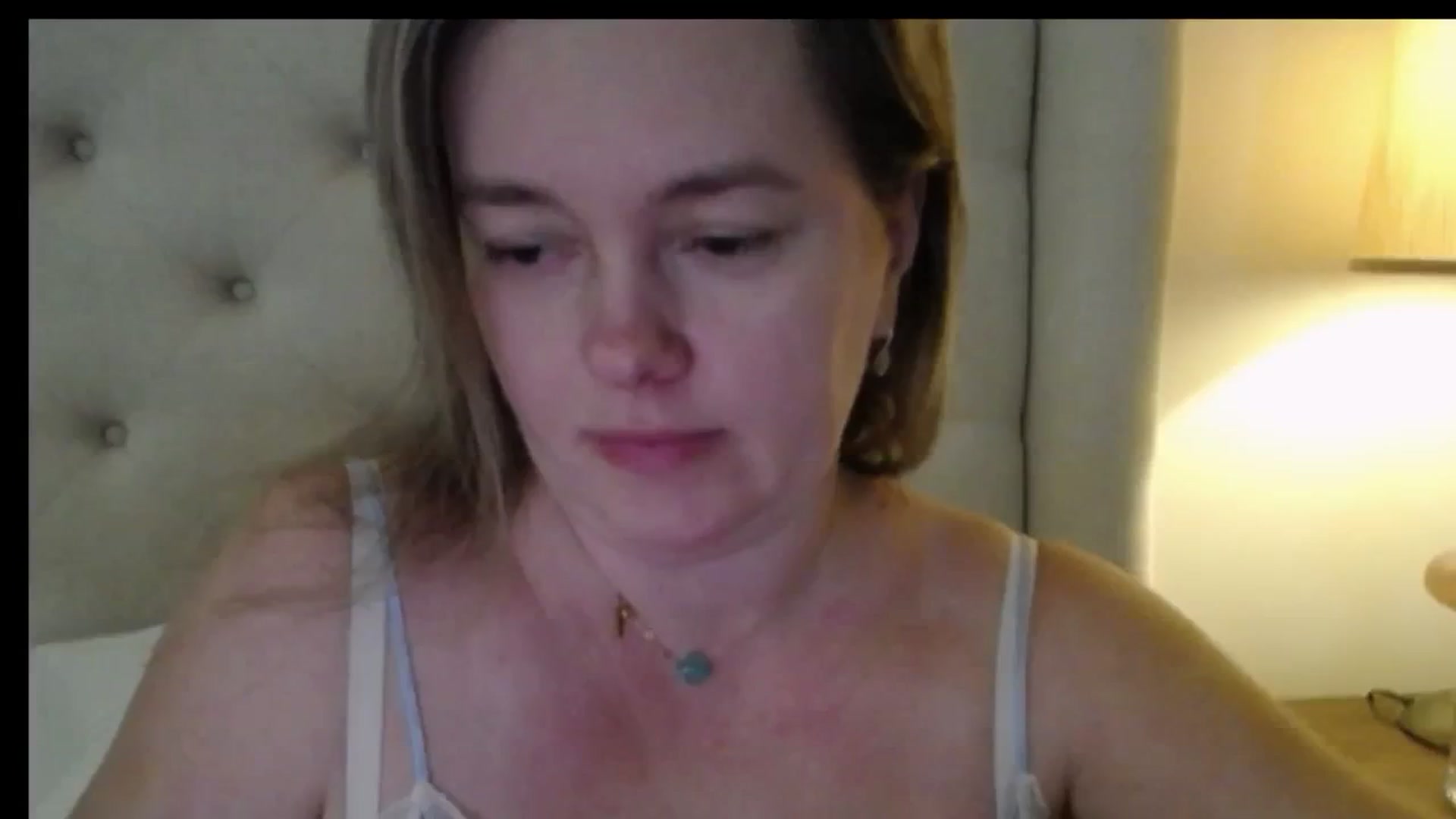Gallery image thumbnail from J0llye's myfreecams stream on, 01/30/2026, 17:10 image 17 of 20