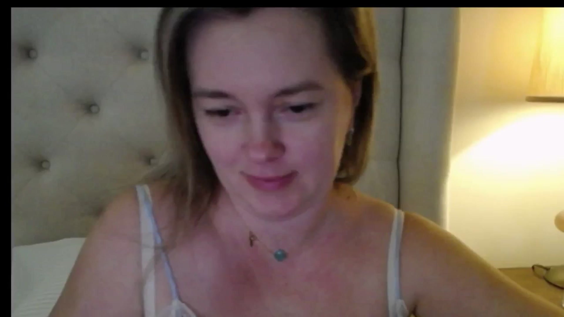 Gallery image thumbnail from J0llye's myfreecams stream on, 01/30/2026, 17:10 image 19 of 20
