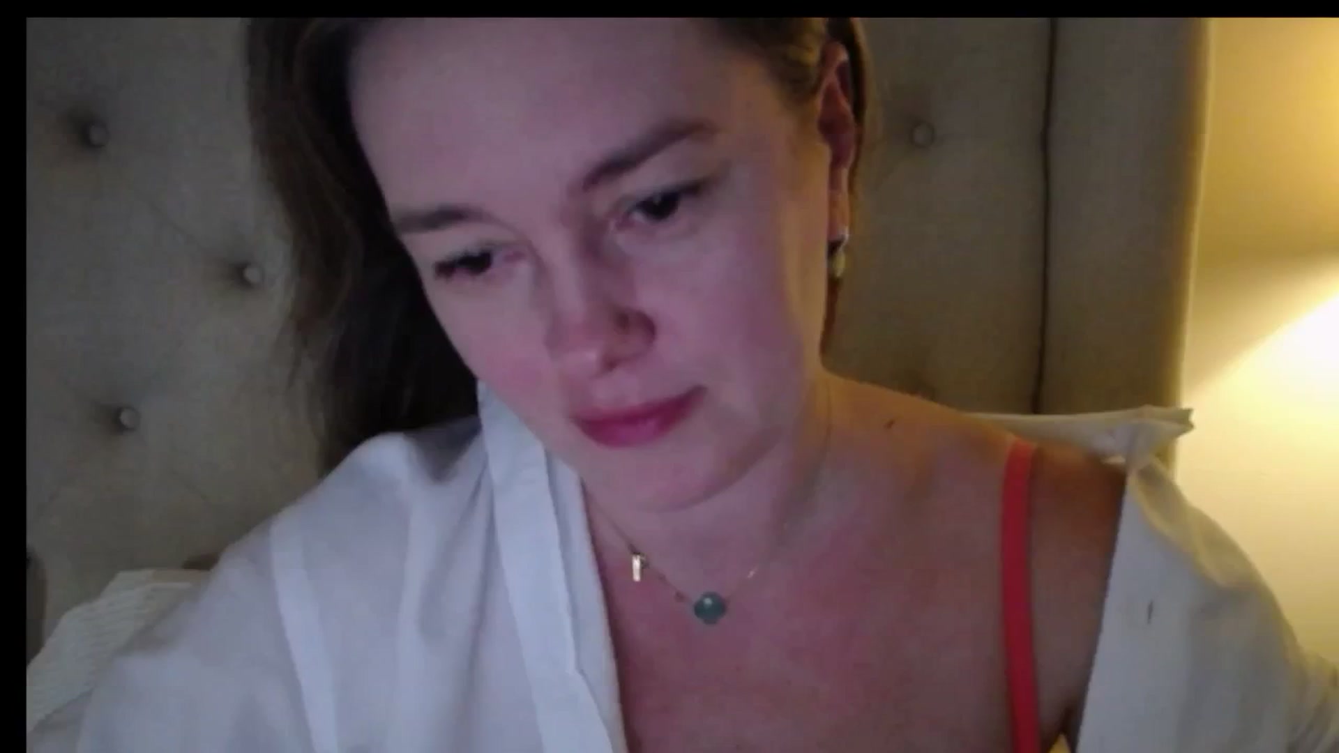 Gallery image thumbnail from J0llye's myfreecams stream on, 01/31/2026, 21:00 image 1 of 20