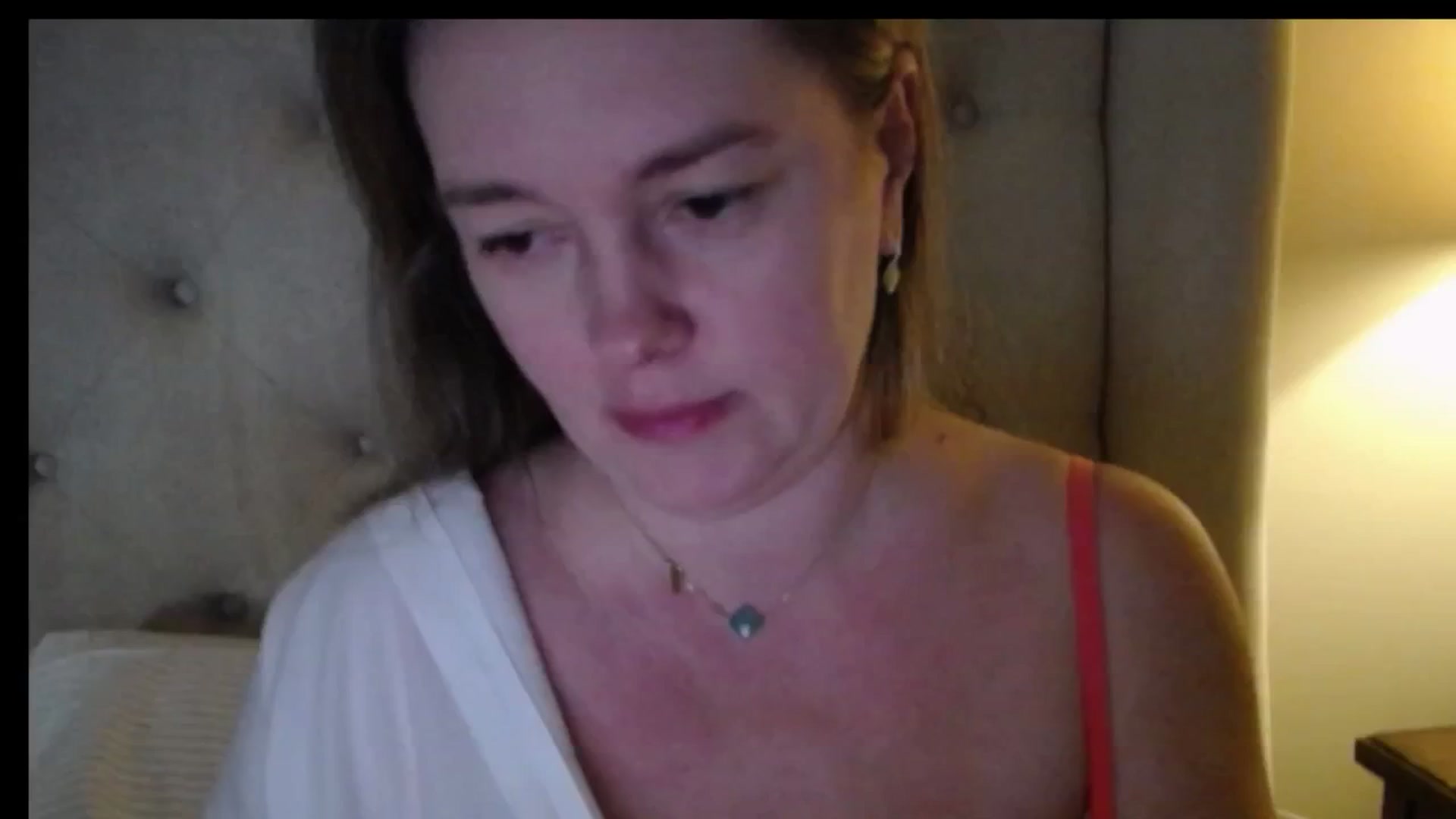 Gallery image thumbnail from J0llye's myfreecams stream on, 01/31/2026, 21:00 image 8 of 20