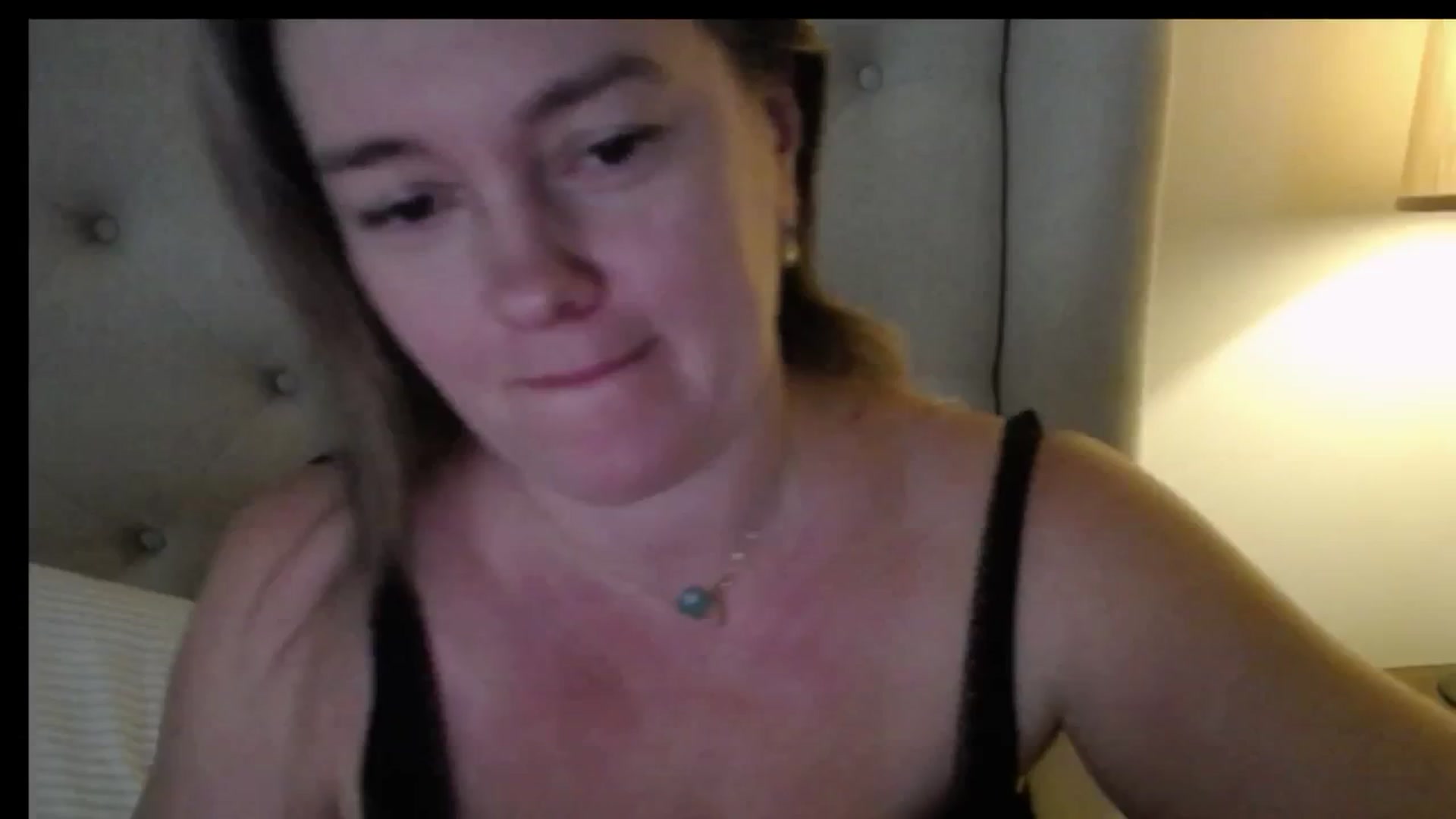 Gallery image thumbnail from J0llye's myfreecams stream on, 02/03/2026, 17:03 image 20 of 20