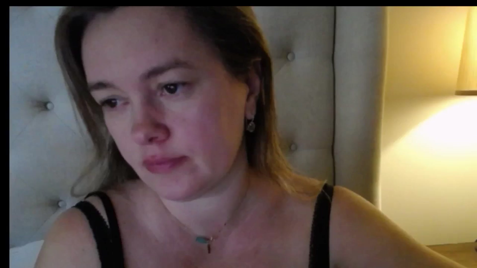 Gallery image thumbnail from J0llye's myfreecams stream on, 02/08/2026, 20:39 image 6 of 20