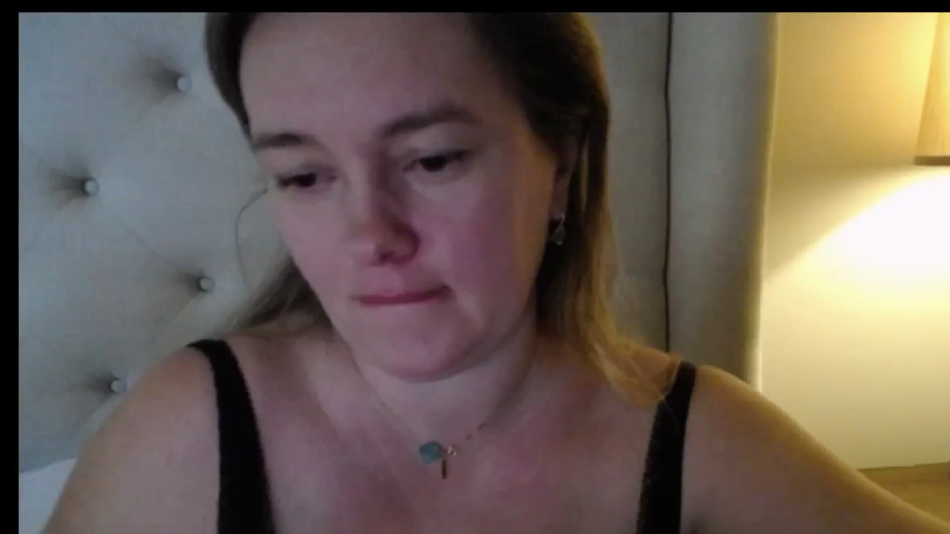 Gallery image thumbnail from J0llye's myfreecams stream on, 02/08/2026, 20:39 image 11 of 20