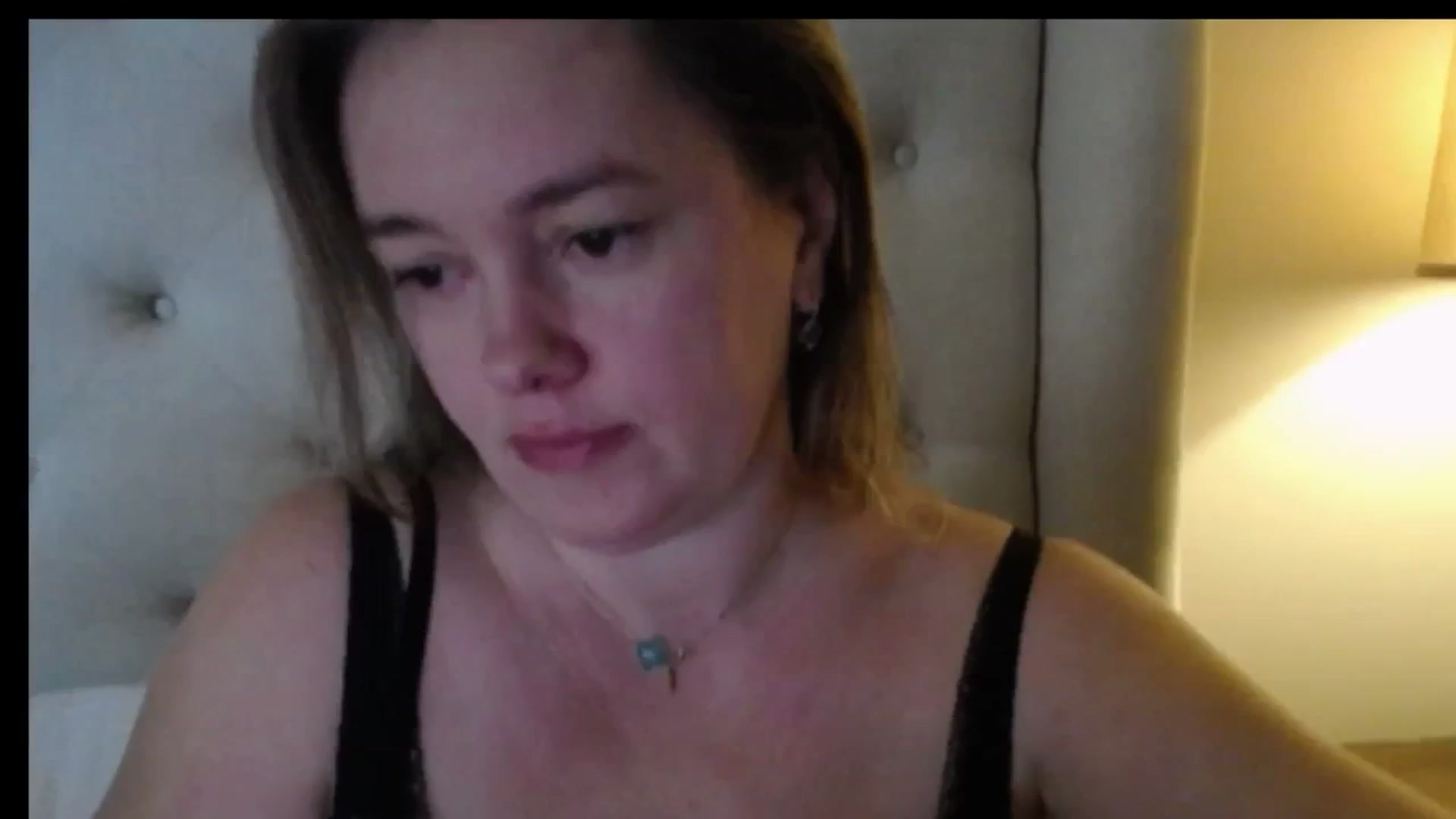 Gallery image thumbnail from J0llye's myfreecams stream on, 02/08/2026, 20:39 image 2 of 20