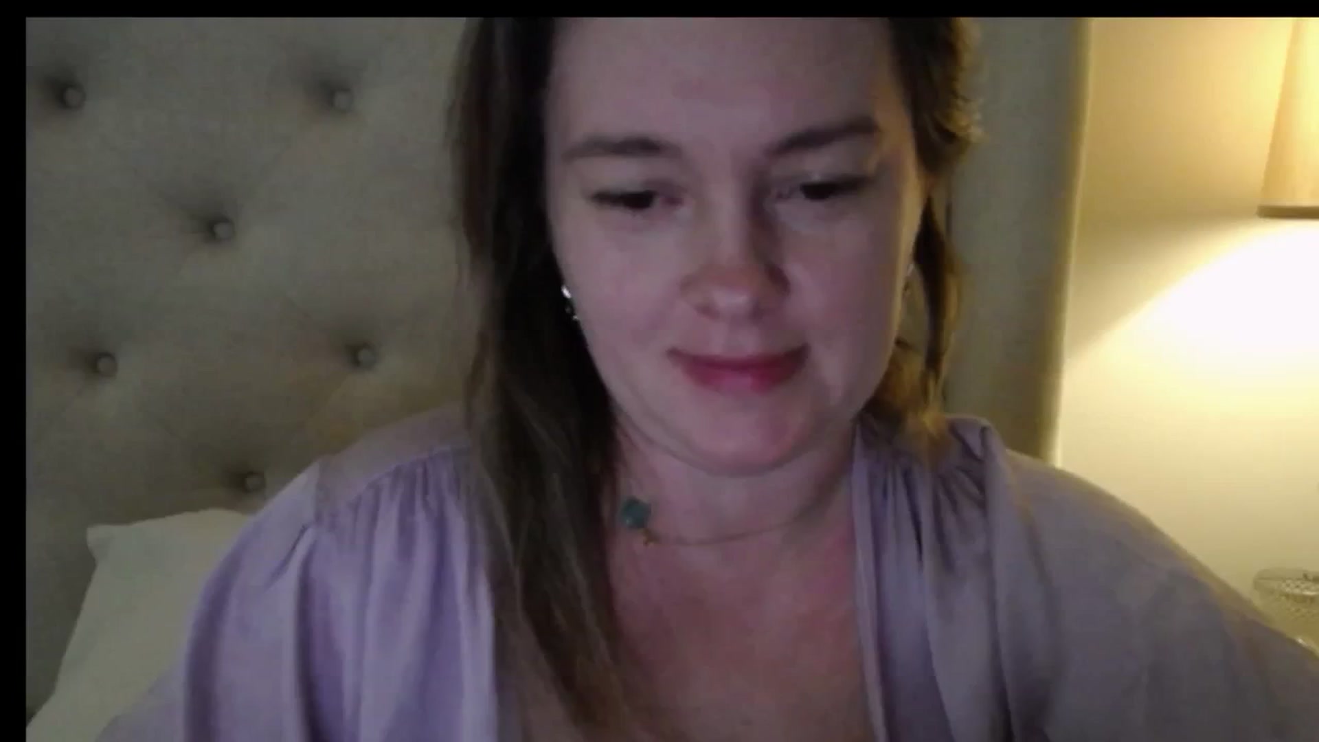 Gallery image thumbnail from J0llye's myfreecams stream on, 02/09/2026, 17:18 image 15 of 20