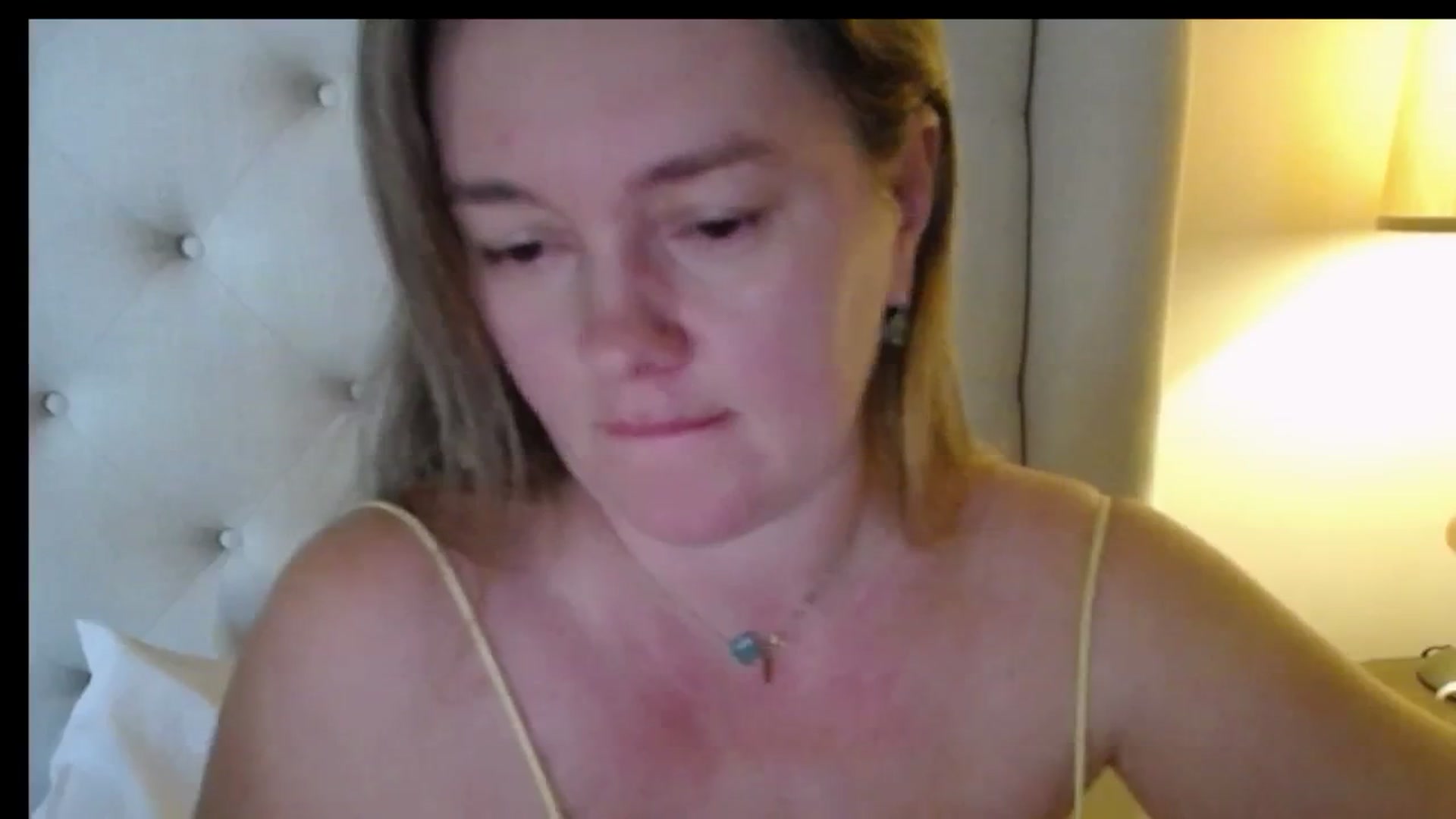 Gallery image thumbnail from J0llye's myfreecams stream on, 02/10/2026, 20:38 image 8 of 20