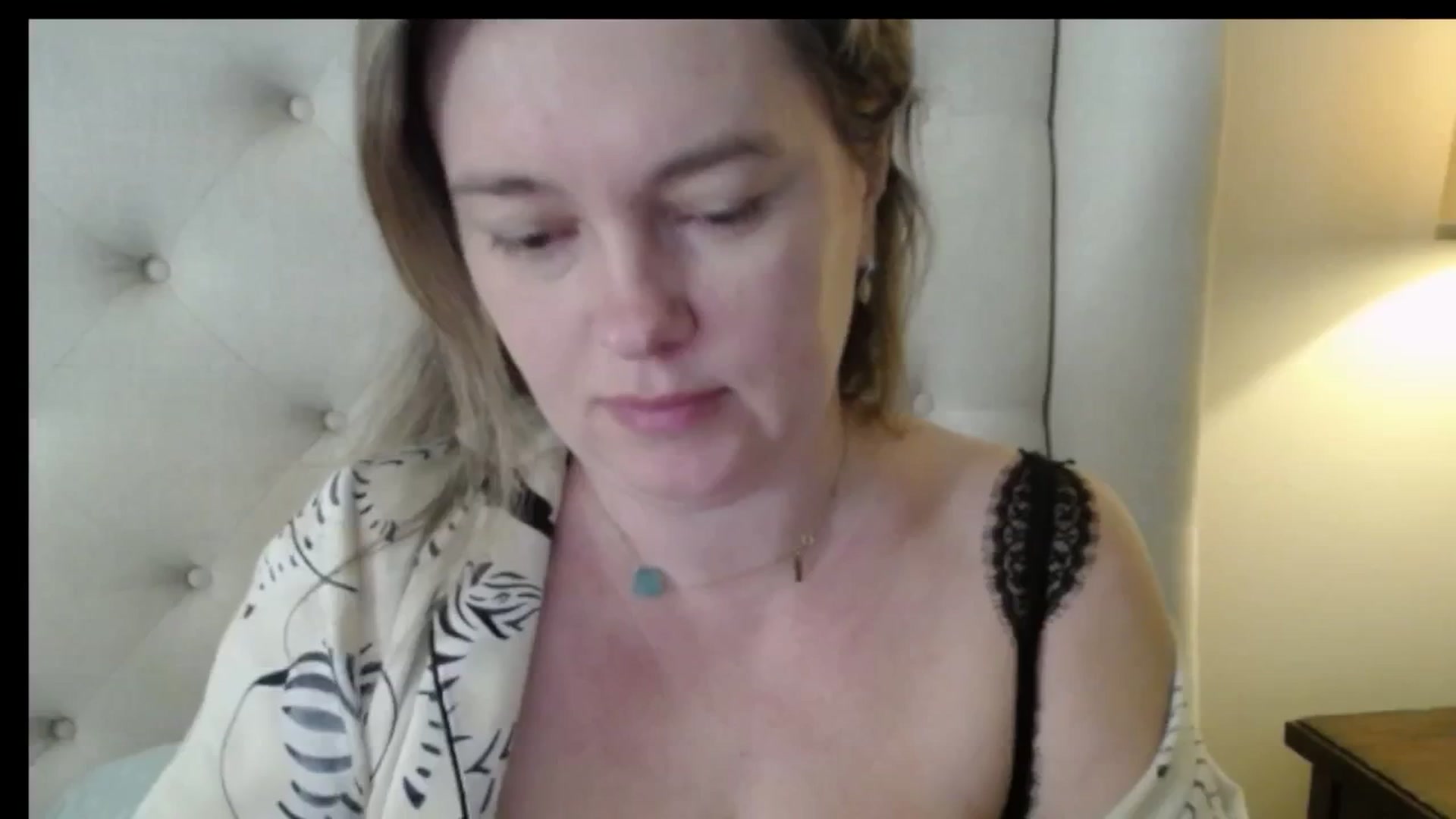 Gallery image thumbnail from J0llye's myfreecams stream on, 02/12/2026, 16:40 image 5 of 20