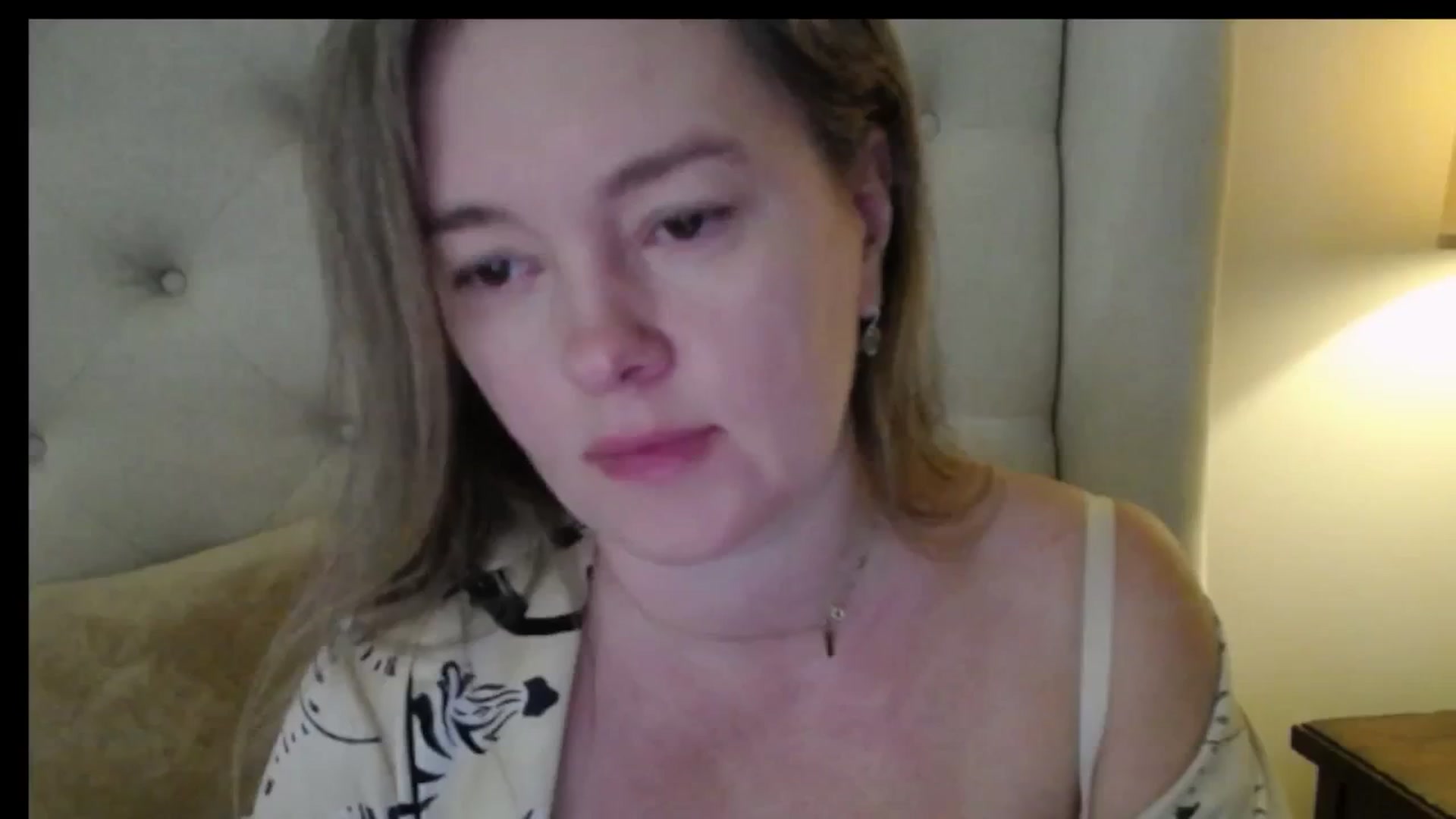 Gallery image thumbnail from J0llye's myfreecams stream on, 02/13/2026, 17:21 image 5 of 20