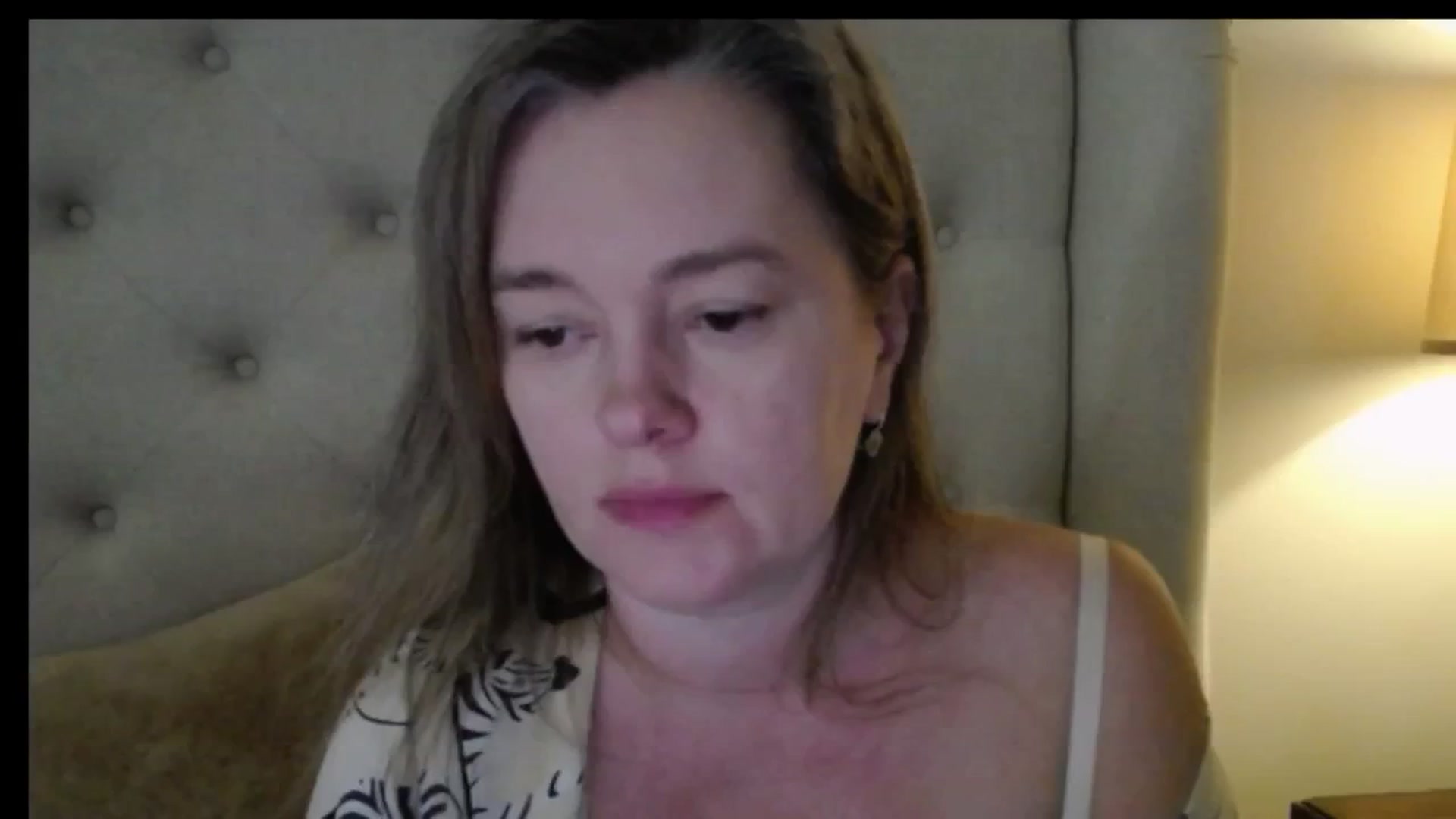 Gallery image thumbnail from J0llye's myfreecams stream on, 02/13/2026, 17:21 image 16 of 20