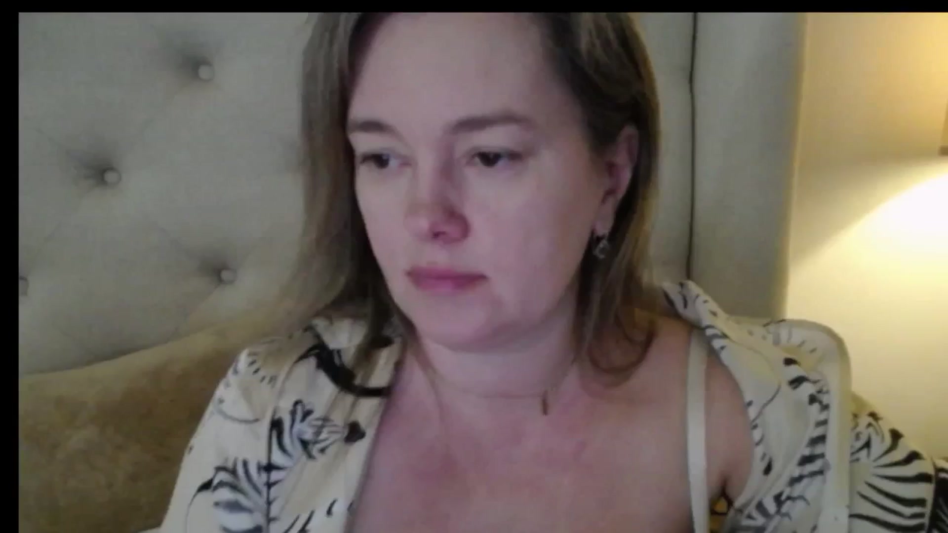 Gallery image thumbnail from J0llye's myfreecams stream on, 02/13/2026, 17:21 image 6 of 20