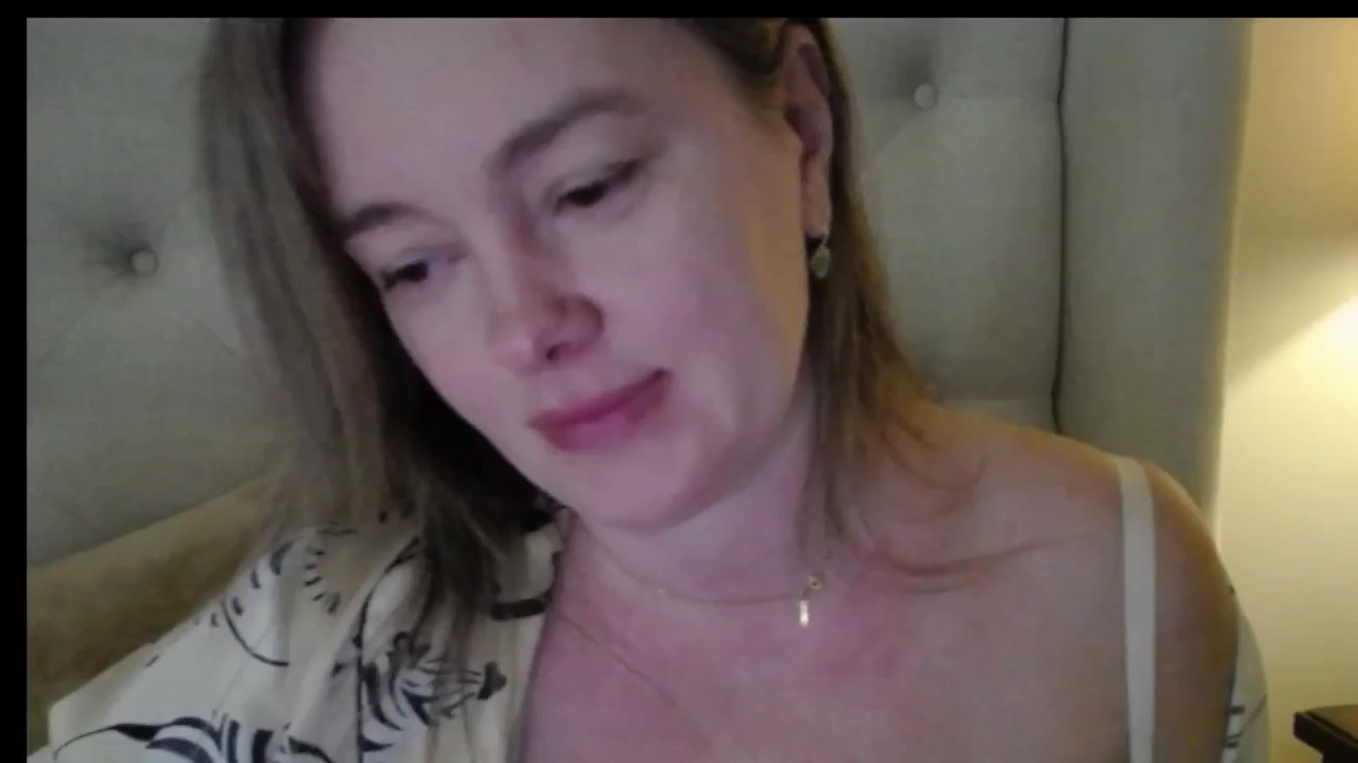 Gallery image thumbnail from J0llye's myfreecams stream on, 02/13/2026, 17:21 image 10 of 20