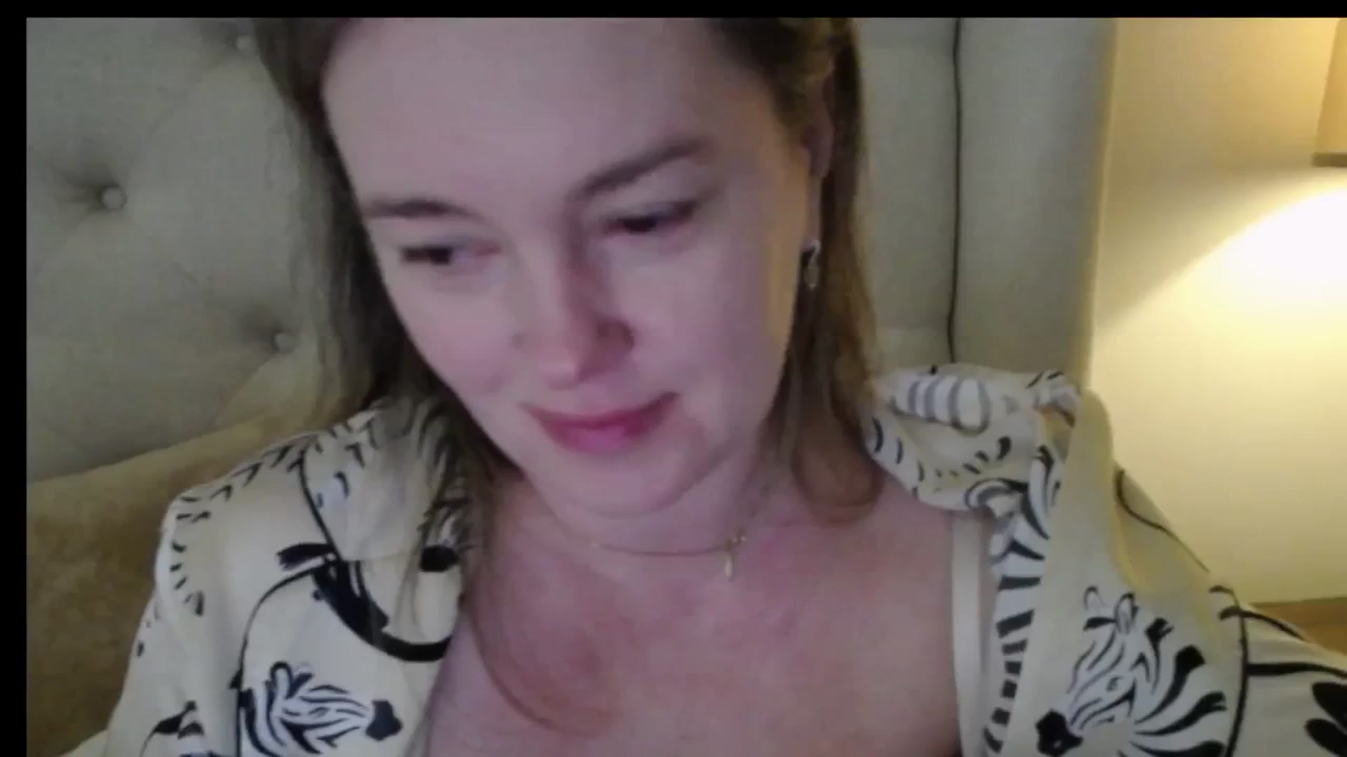 Gallery image thumbnail from J0llye's myfreecams stream on, 02/13/2026, 17:21 image 3 of 20