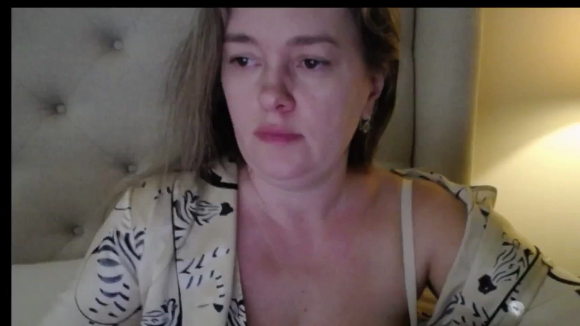 Gallery image thumbnail from J0llye's myfreecams stream on, 02/23/2026, 16:54 image 15 of 20