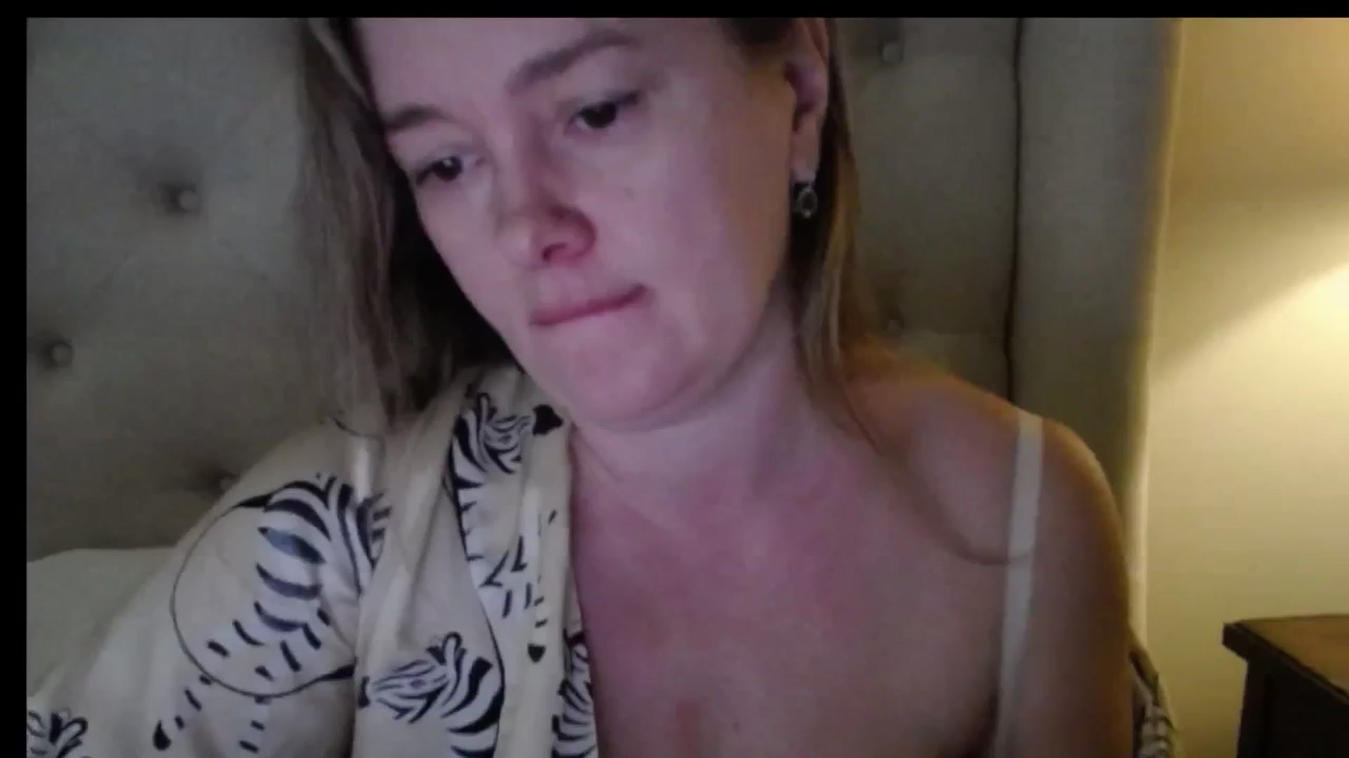 Gallery image thumbnail from J0llye's myfreecams stream on, 02/23/2026, 17:01 image 1 of 20