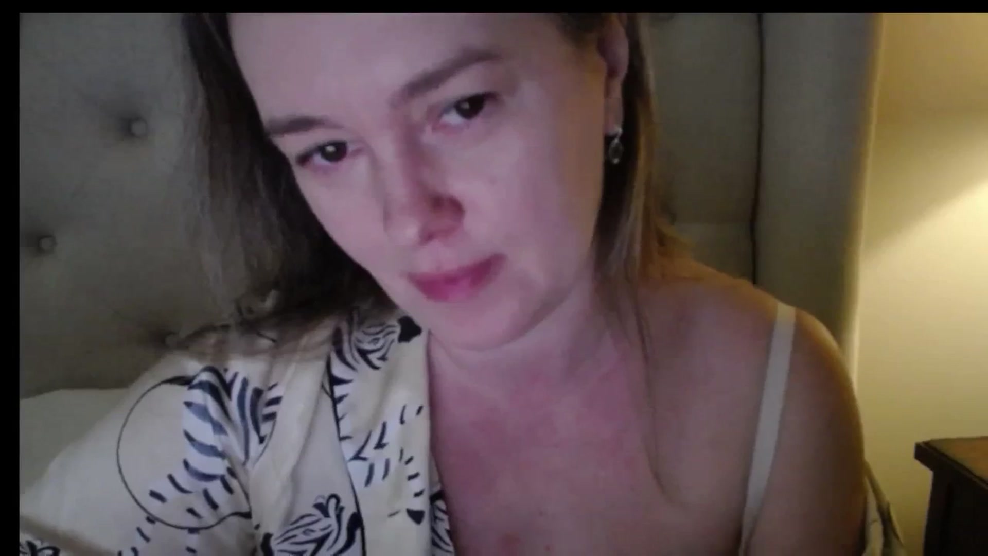 Gallery image thumbnail from J0llye's myfreecams stream on, 02/23/2026, 17:01 image 15 of 20