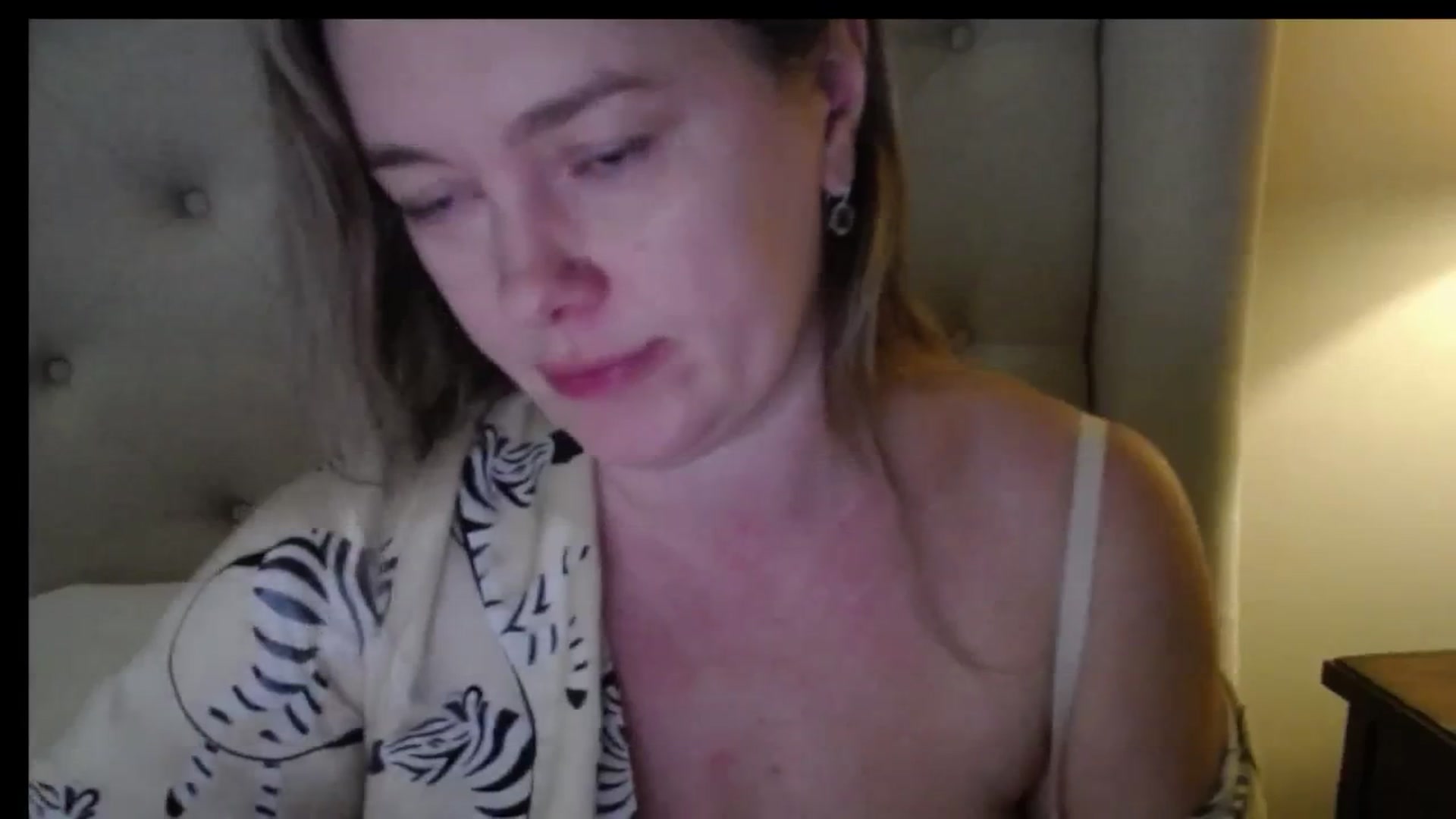 Gallery image thumbnail from J0llye's myfreecams stream on, 02/23/2026, 17:01 image 5 of 20