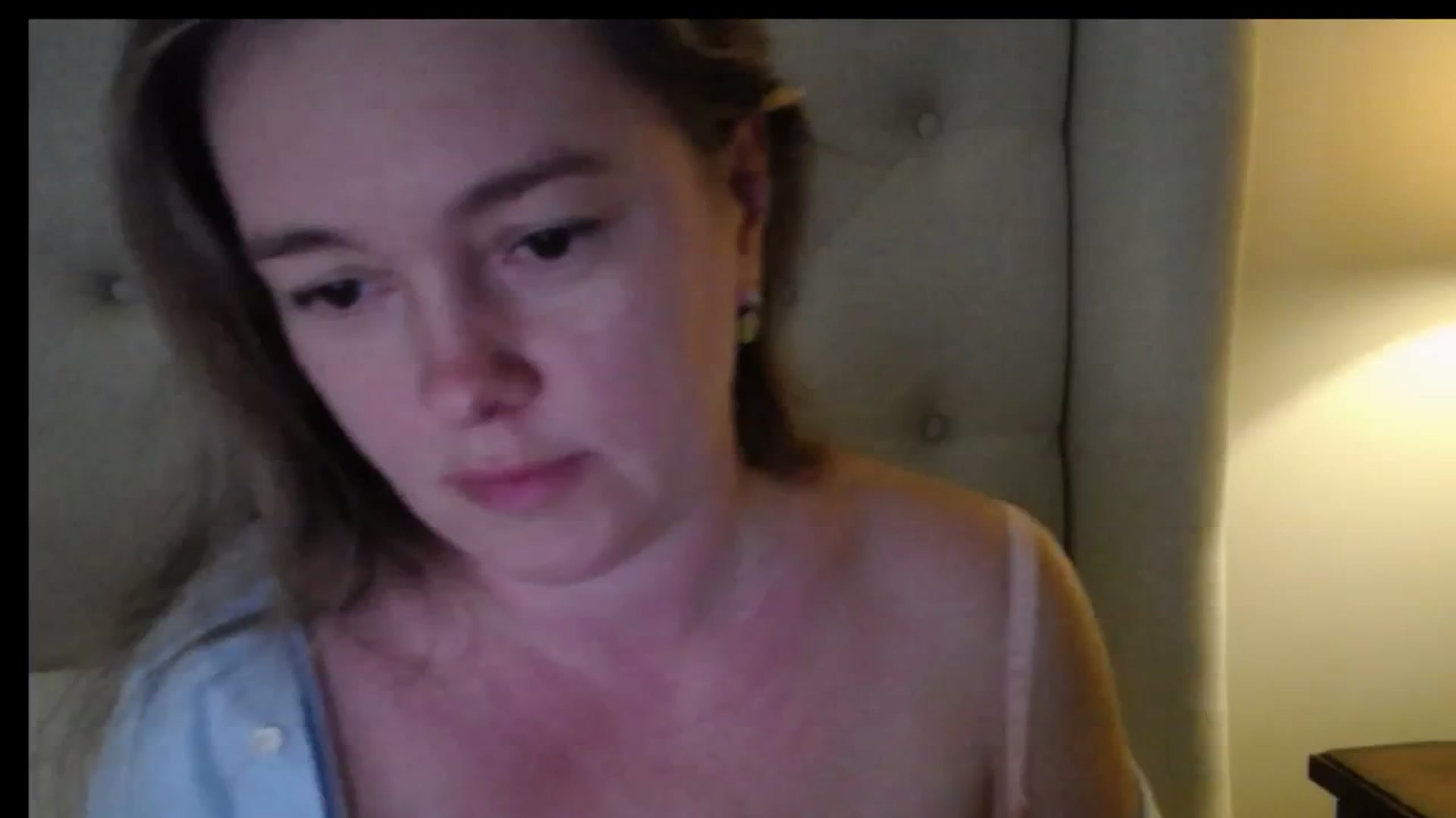 Gallery image thumbnail from J0llye's myfreecams stream on, 02/26/2026, 17:36 image 10 of 20
