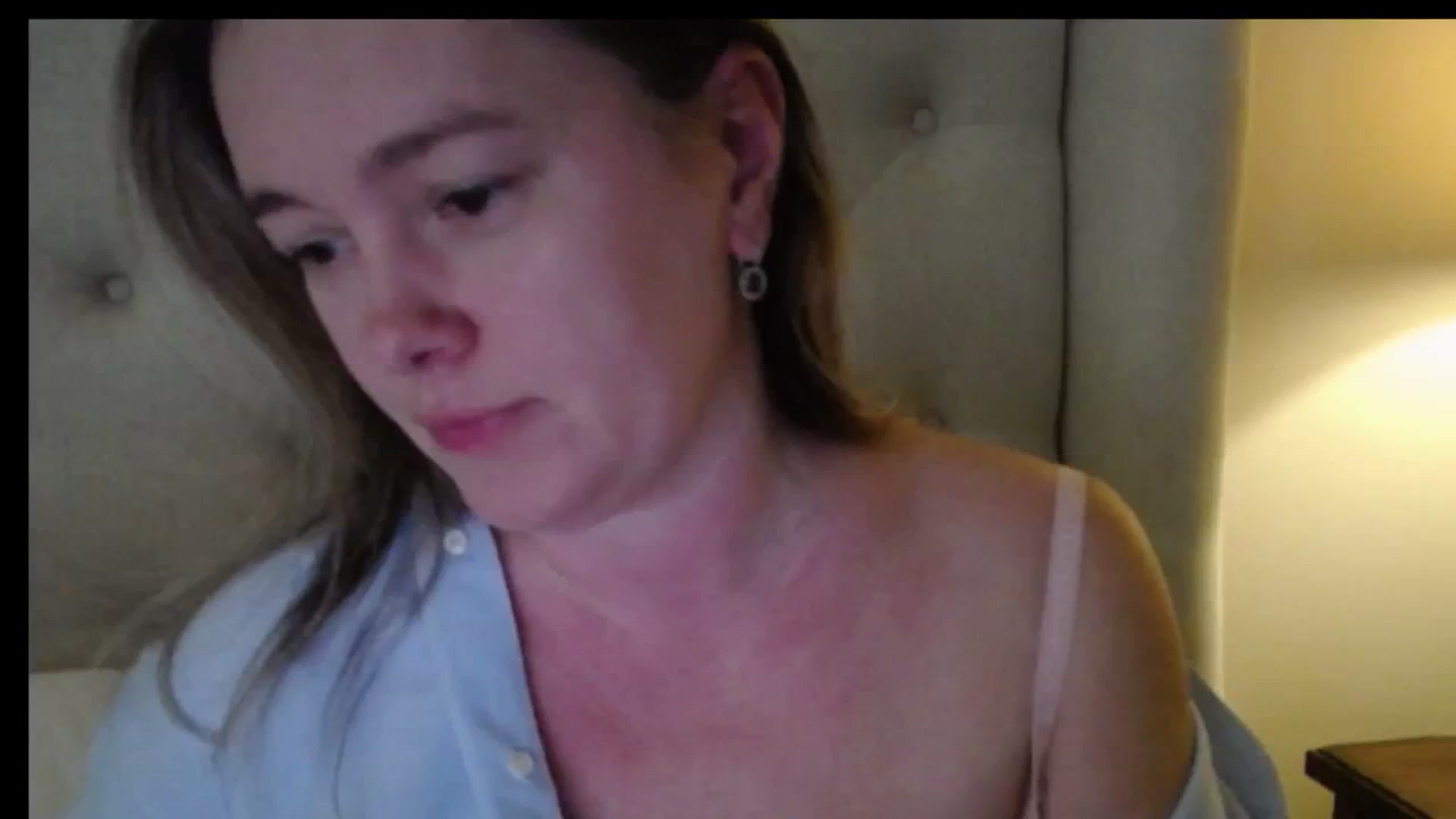 Gallery image thumbnail from J0llye's myfreecams stream on, 02/26/2026, 17:36 image 3 of 20