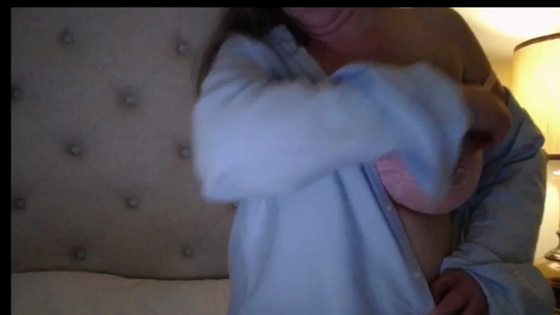 Gallery image thumbnail from J0llye's myfreecams stream on, 02/26/2026, 17:36 image 19 of 20