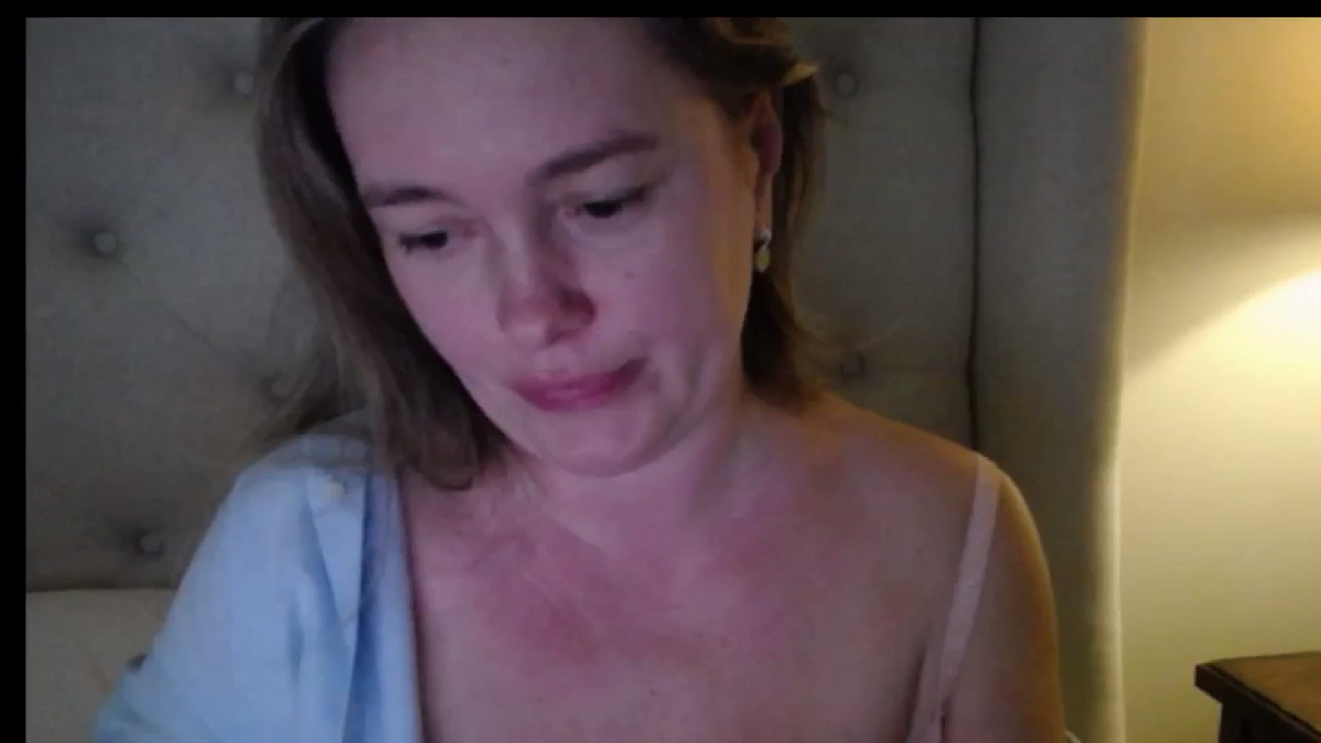 Gallery image thumbnail from J0llye's myfreecams stream on, 02/26/2026, 17:36 image 16 of 20