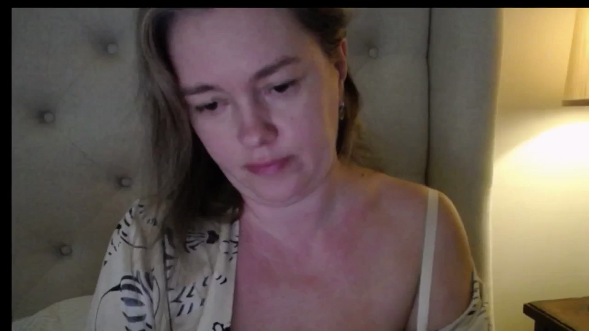 Gallery image thumbnail from J0llye's myfreecams stream on, 03/06/2026, 17:05 image 19 of 20