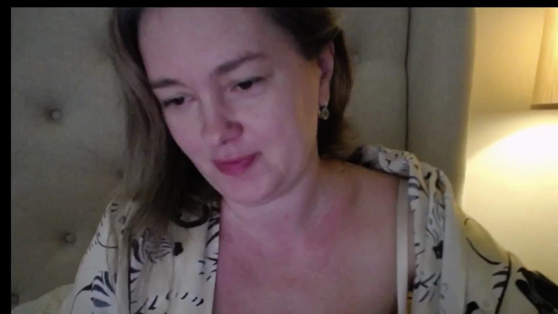 Gallery image thumbnail from J0llye's myfreecams stream on, 03/06/2026, 17:05 image 13 of 20