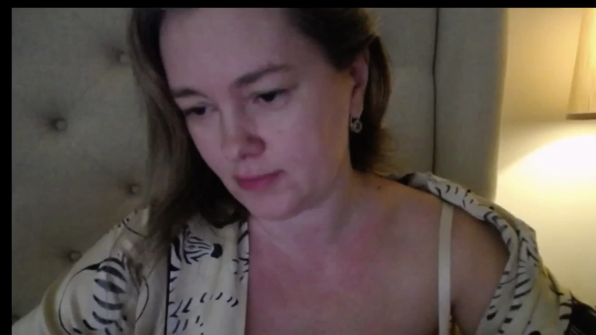 Gallery image thumbnail from J0llye's myfreecams stream on, 03/06/2026, 17:05 image 10 of 20