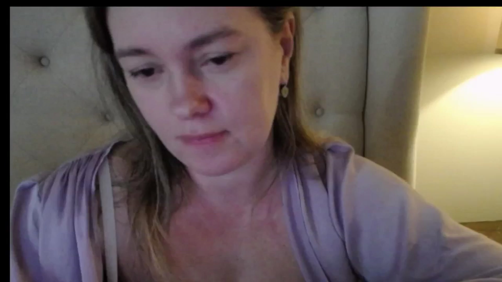 Gallery image thumbnail from J0llye's myfreecams stream on, 03/08/2026, 20:36 image 18 of 20