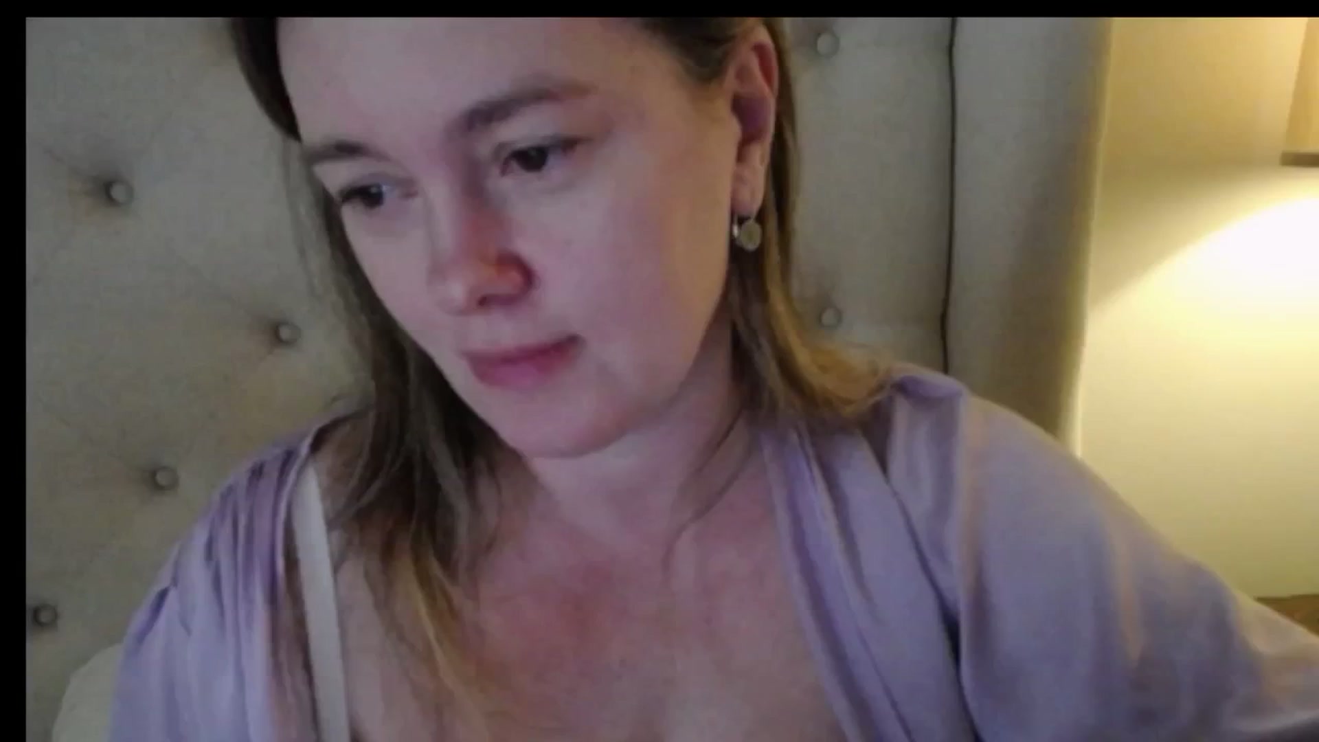 Gallery image thumbnail from J0llye's myfreecams stream on, 03/08/2026, 20:36 image 15 of 20
