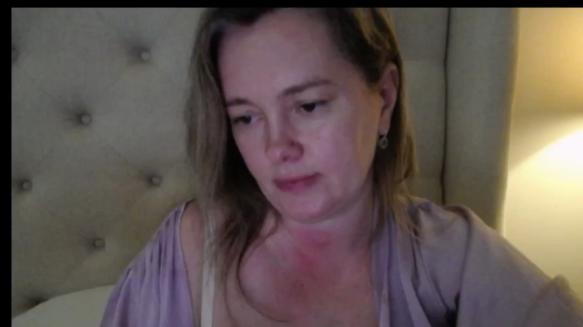 Gallery image thumbnail from J0llye's myfreecams stream on, 03/12/2026, 16:39 image 17 of 20