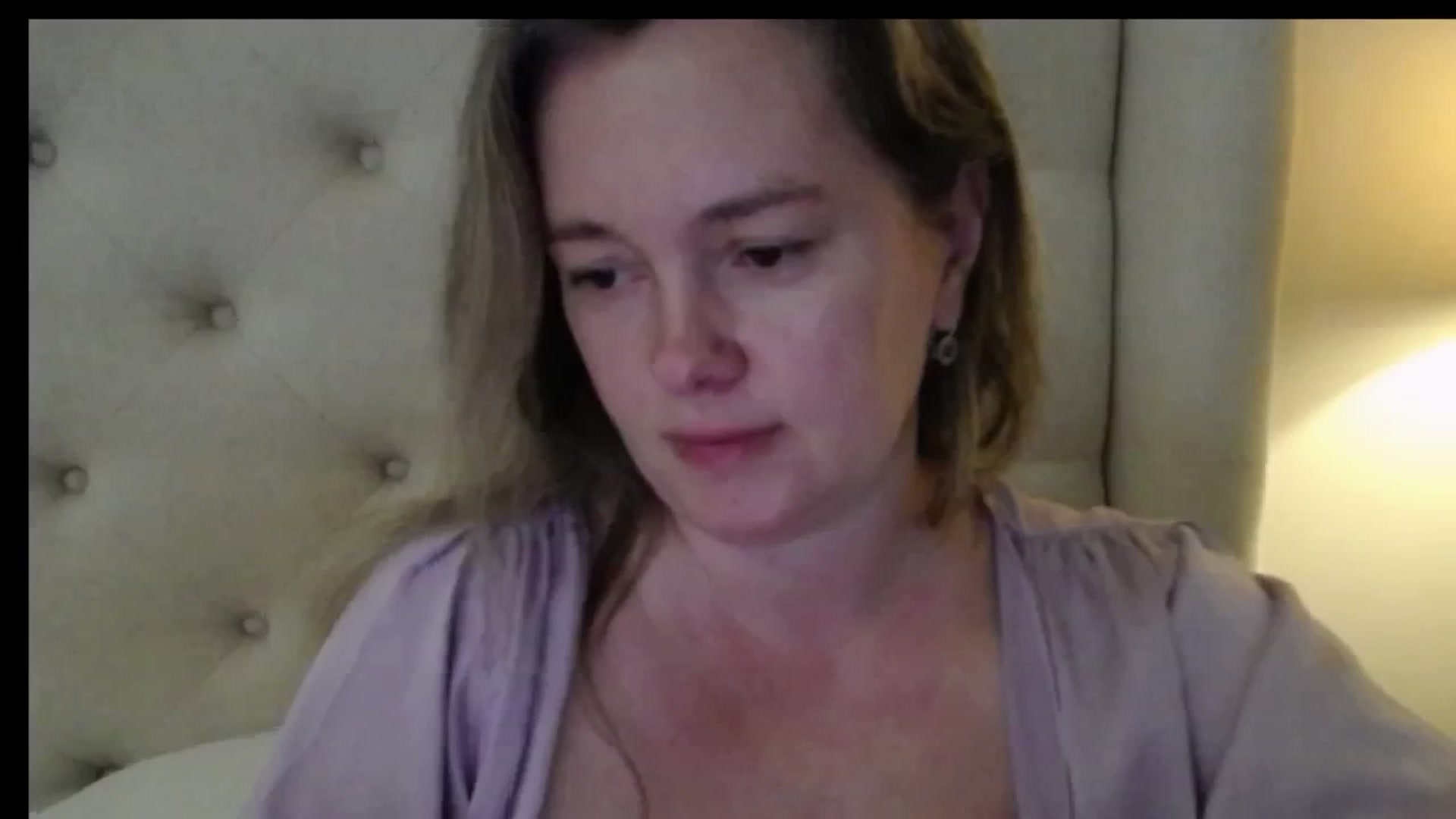 Gallery image thumbnail from J0llye's myfreecams stream on, 03/12/2026, 16:39 image 2 of 20