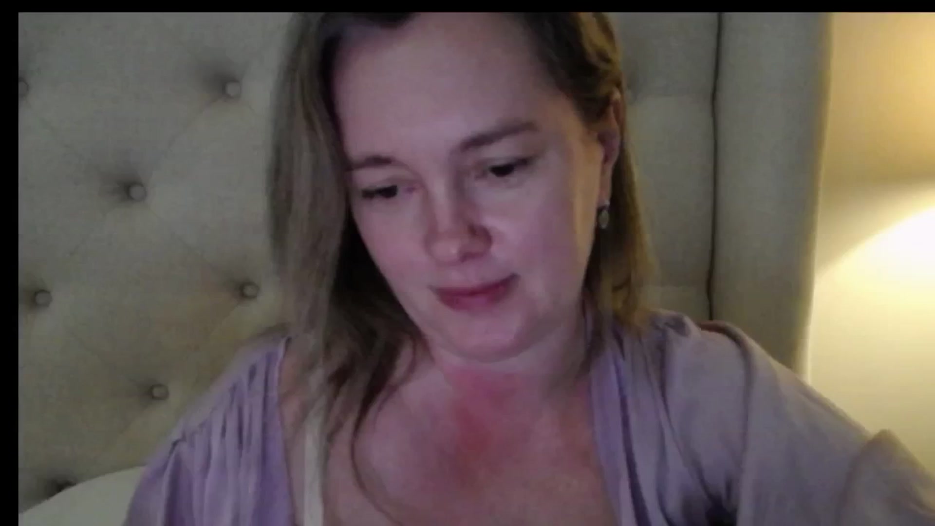Gallery image thumbnail from J0llye's myfreecams stream on, 03/12/2026, 16:39 image 11 of 20