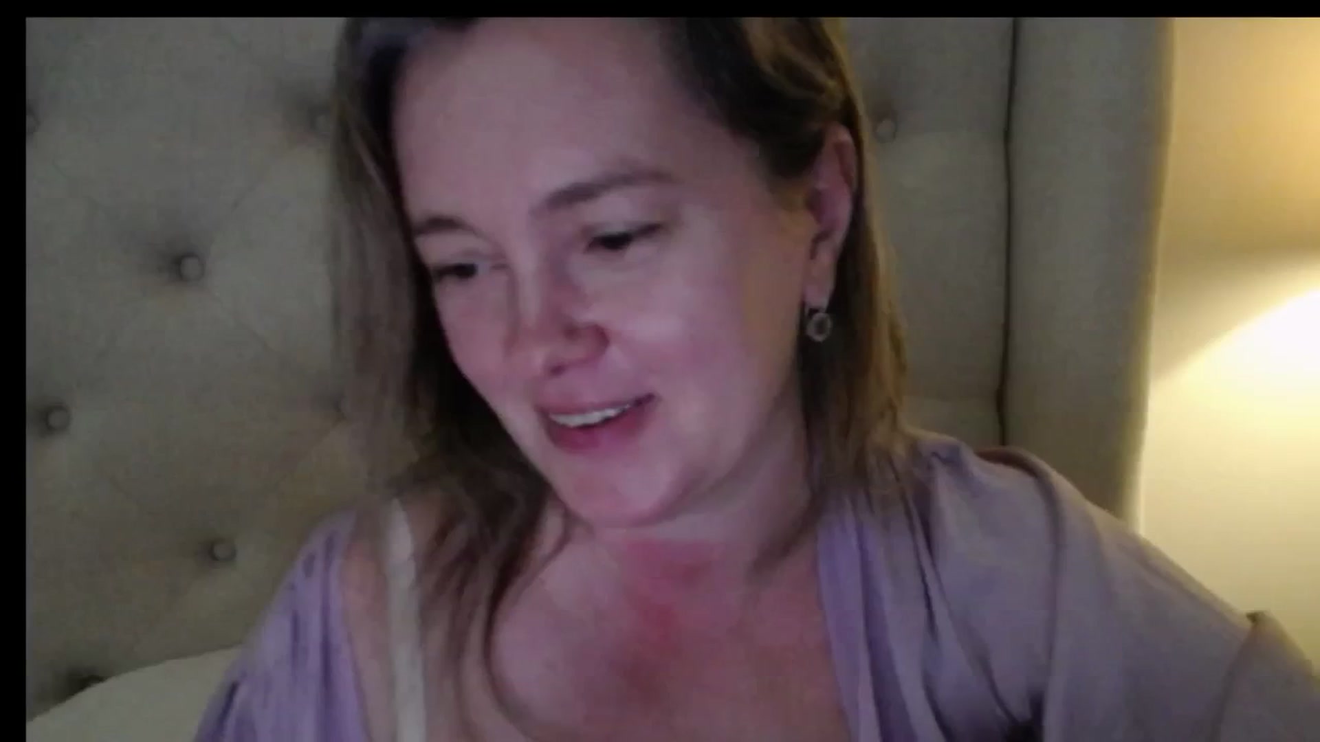 Gallery image thumbnail from J0llye's myfreecams stream on, 03/12/2026, 16:39 image 15 of 20
