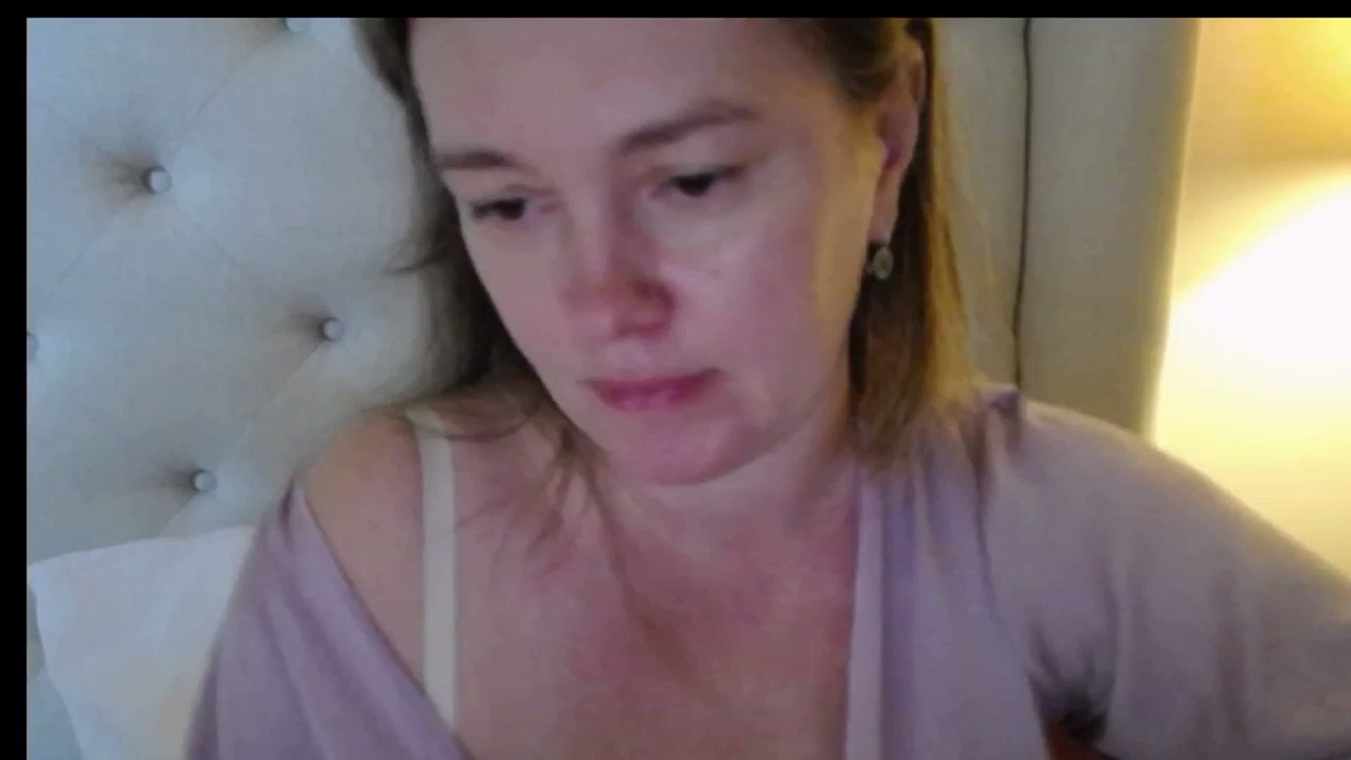 Gallery image thumbnail from J0llye's myfreecams stream on, 03/12/2026, 19:29 image 1 of 20