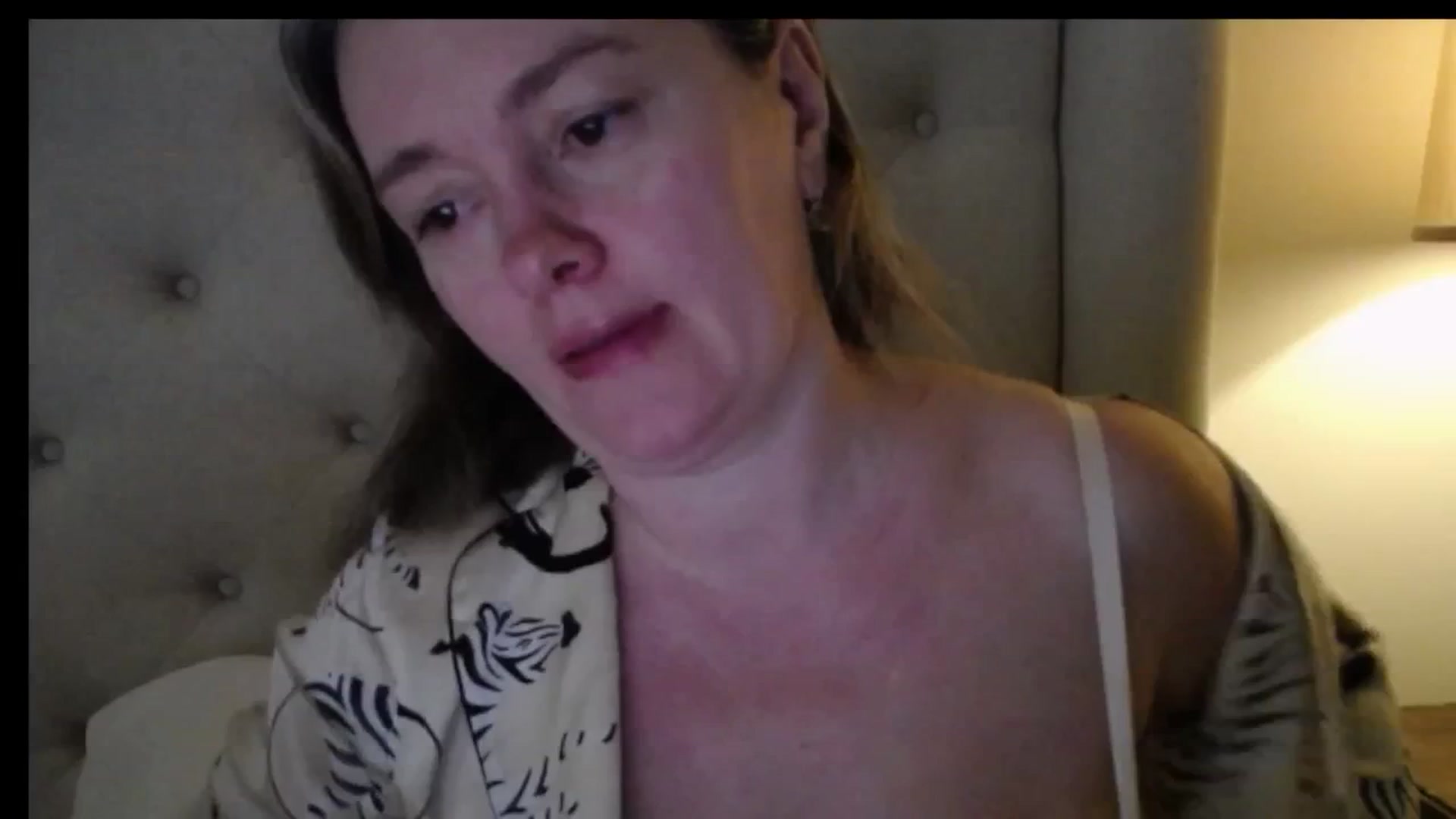 Gallery image thumbnail from J0llye's myfreecams stream on, 03/14/2026, 20:14 image 3 of 20