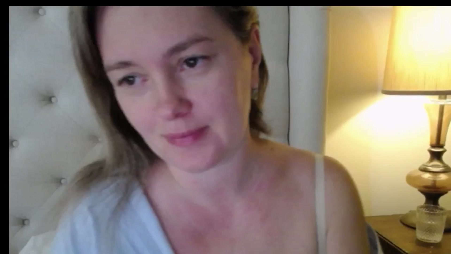 Gallery image thumbnail from J0llye's myfreecams stream on, 03/16/2026, 16:45 image 14 of 20