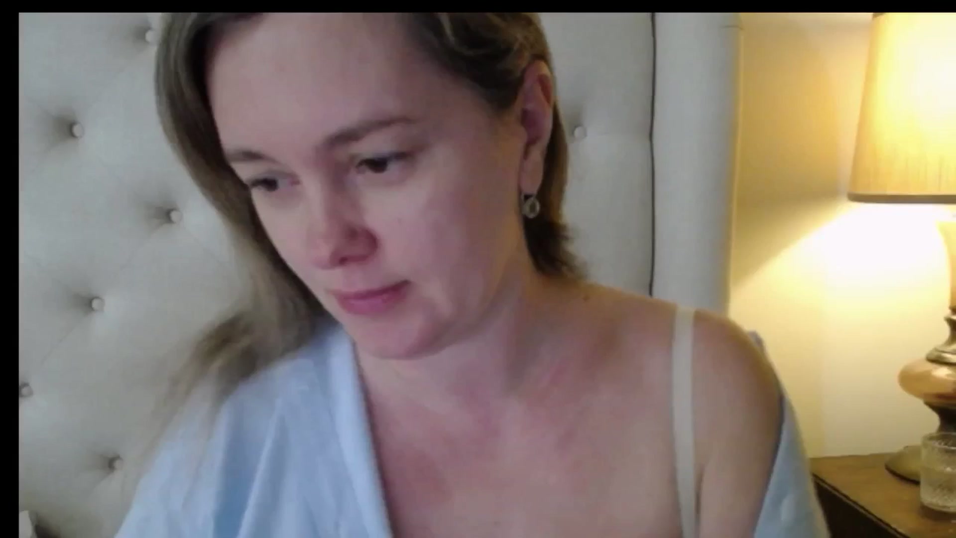 Gallery image thumbnail from J0llye's myfreecams stream on, 03/16/2026, 16:45 image 1 of 20
