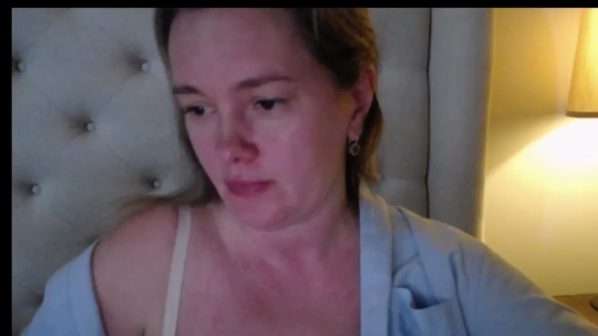 Gallery image thumbnail from J0llye's myfreecams stream on, 03/16/2026, 17:29 image 6 of 20