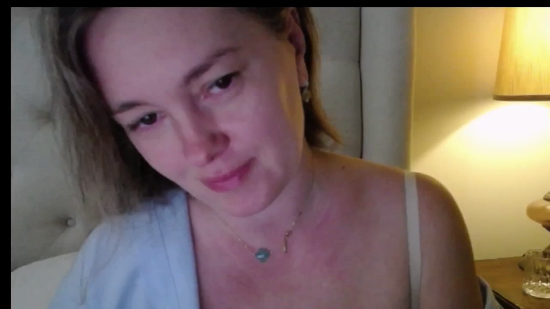 Gallery image thumbnail from J0llye's myfreecams stream on, 03/30/2026, 16:11 image 6 of 20