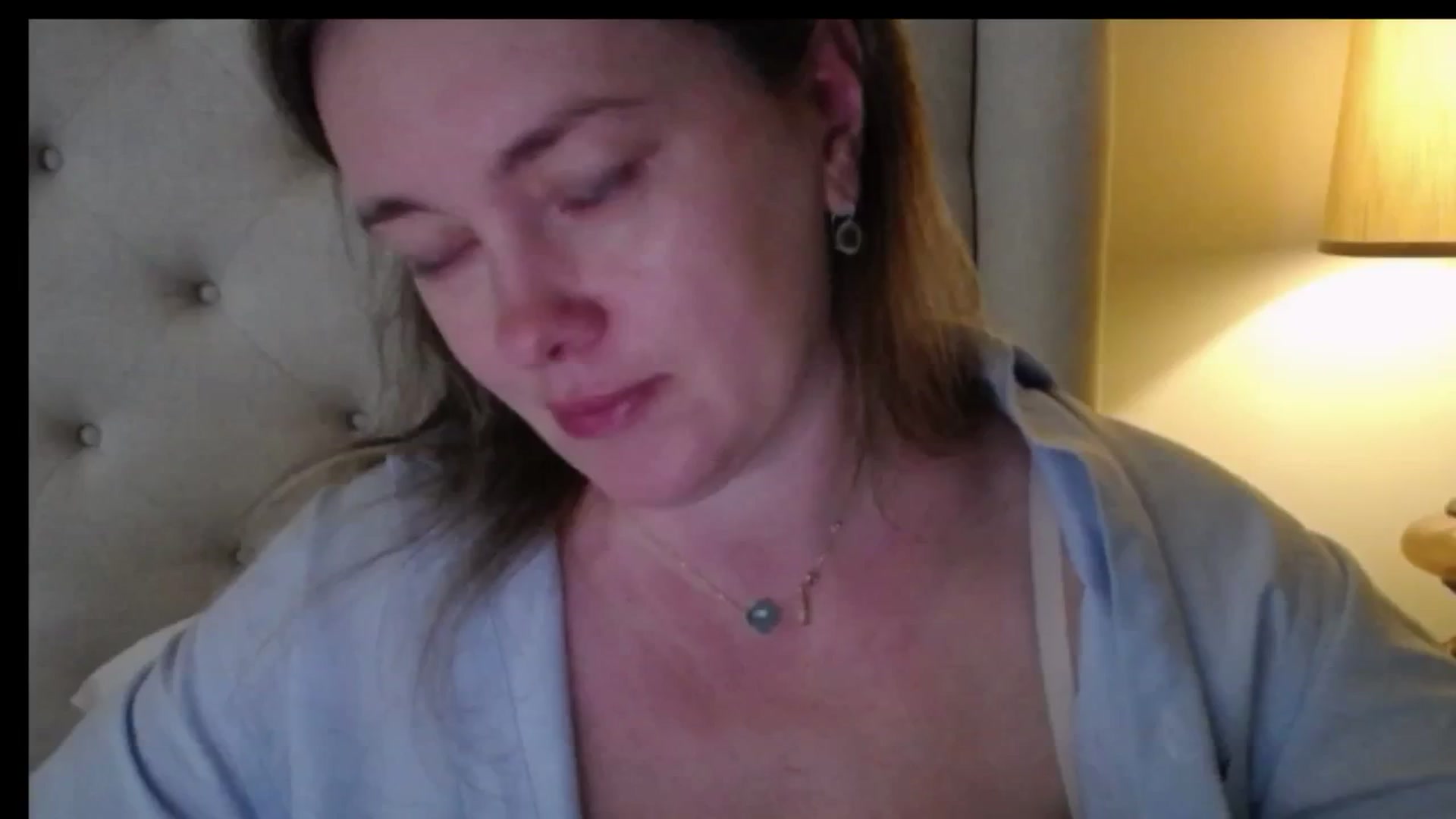 Gallery image thumbnail from J0llye's myfreecams stream on, 03/30/2026, 16:11 image 5 of 20