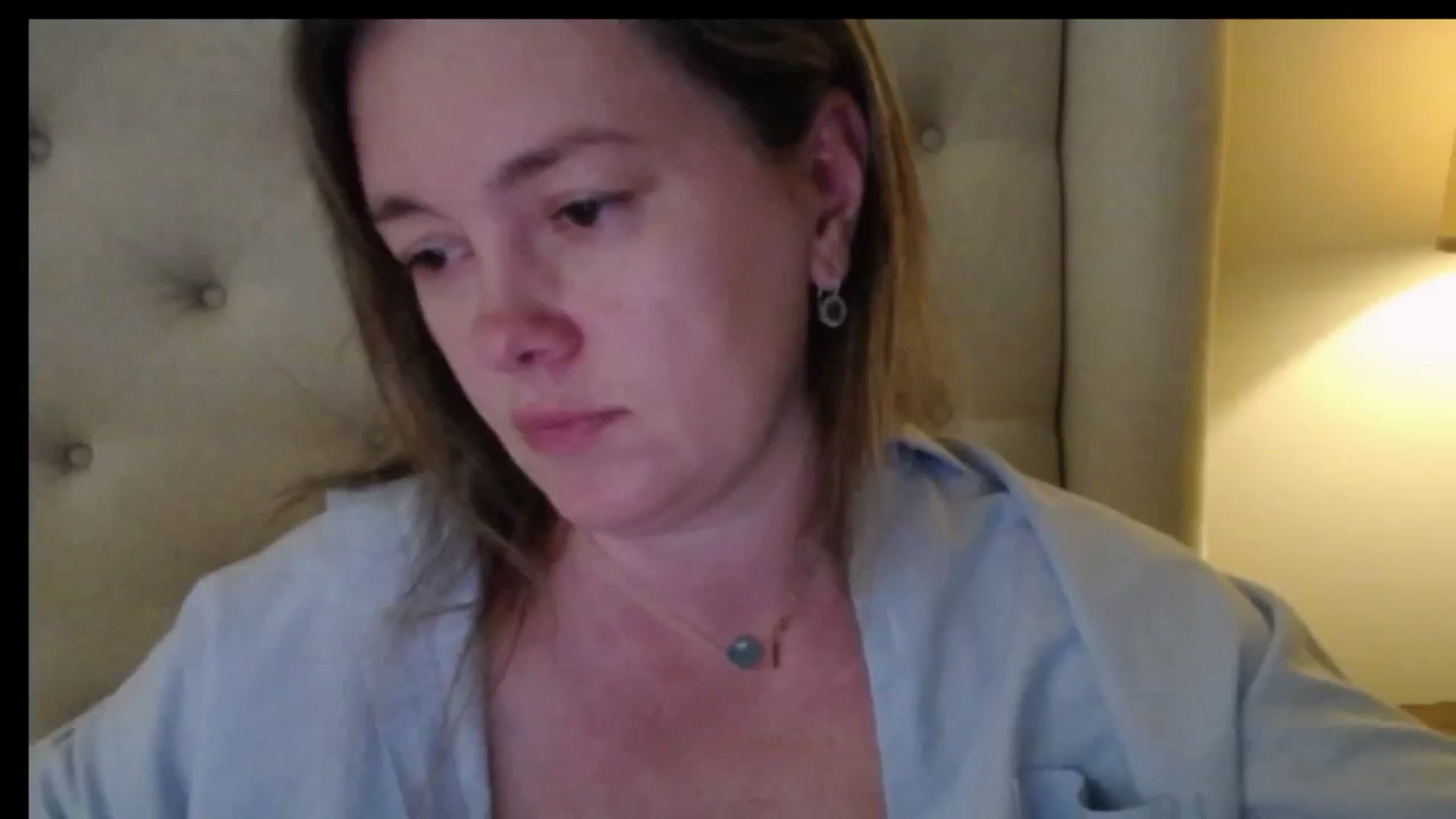 Gallery image thumbnail from J0llye's myfreecams stream on, 03/30/2026, 16:11 image 15 of 20