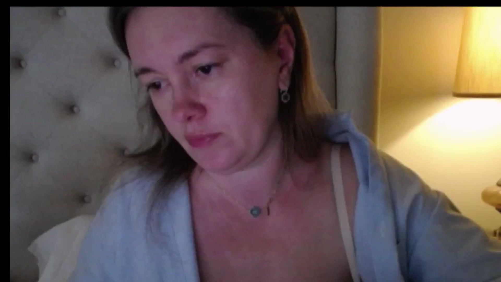 Gallery image thumbnail from J0llye's myfreecams stream on, 03/30/2026, 16:11 image 4 of 20