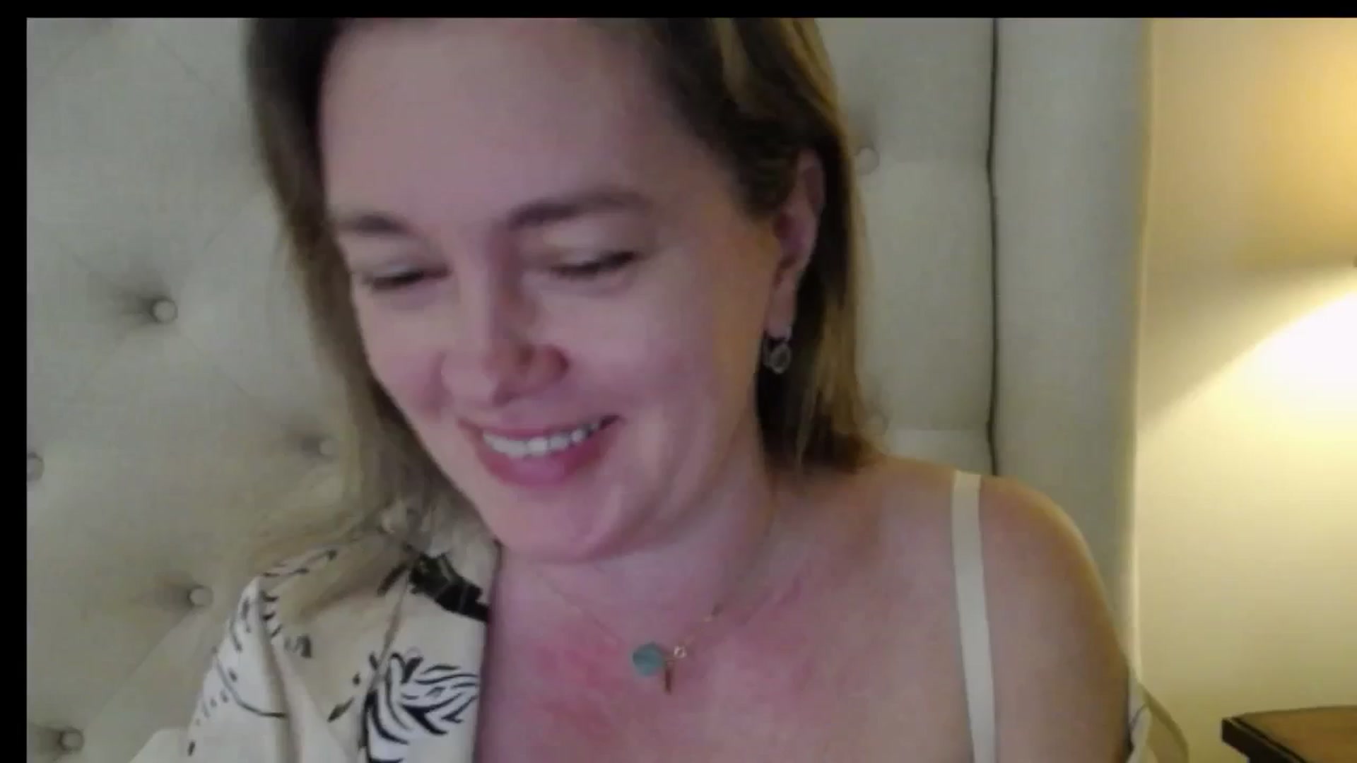 Gallery image thumbnail from J0llye's myfreecams stream on, 03/31/2026, 16:01 image 10 of 20