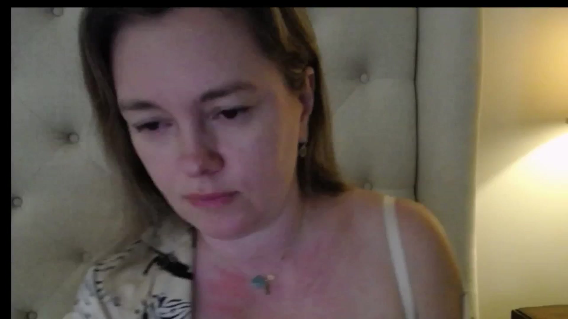 Gallery image thumbnail from J0llye's myfreecams stream on, 03/31/2026, 16:01 image 9 of 20