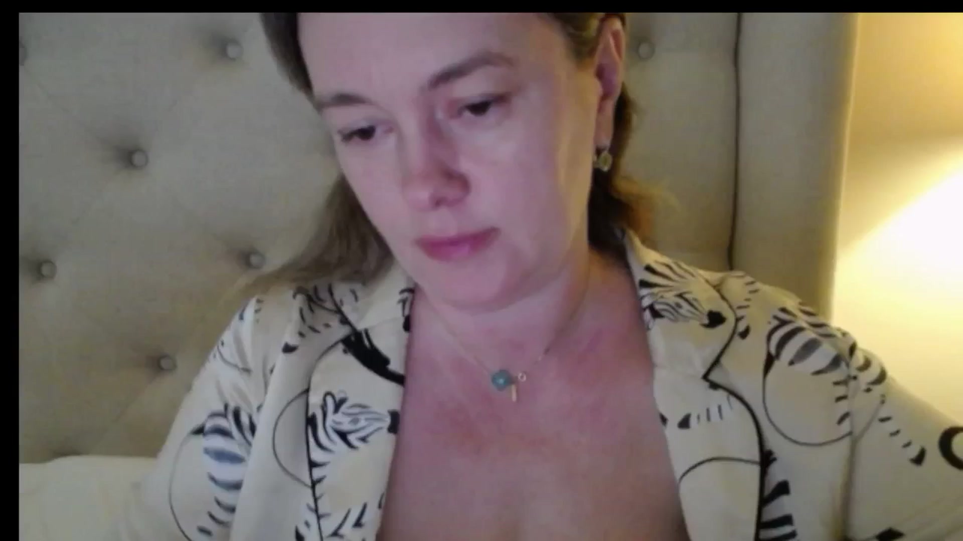 Gallery image thumbnail from J0llye's myfreecams stream on, 04/03/2026, 15:48 image 1 of 20
